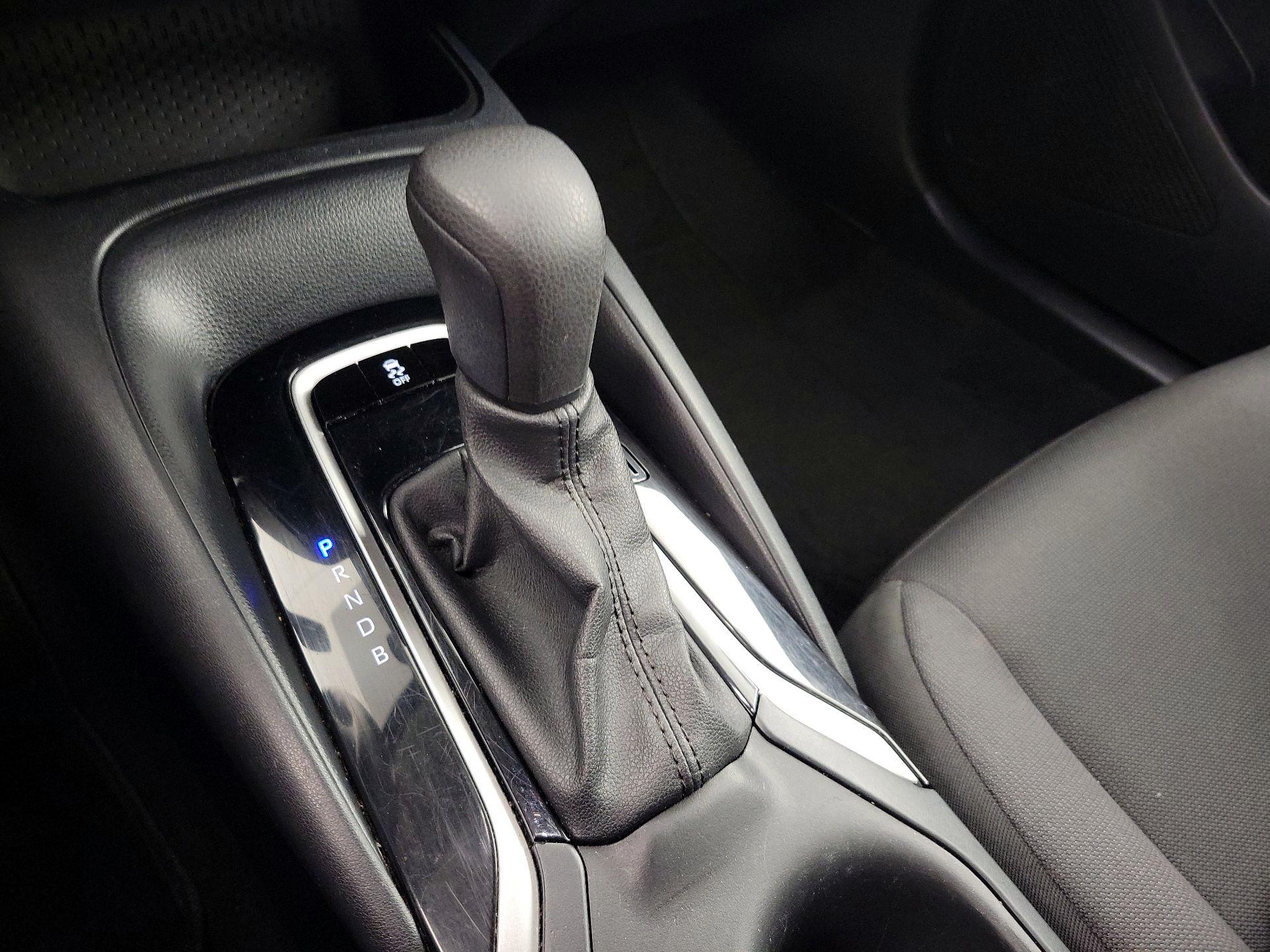 Thumbnail: 2023 Toyota Corolla - 17