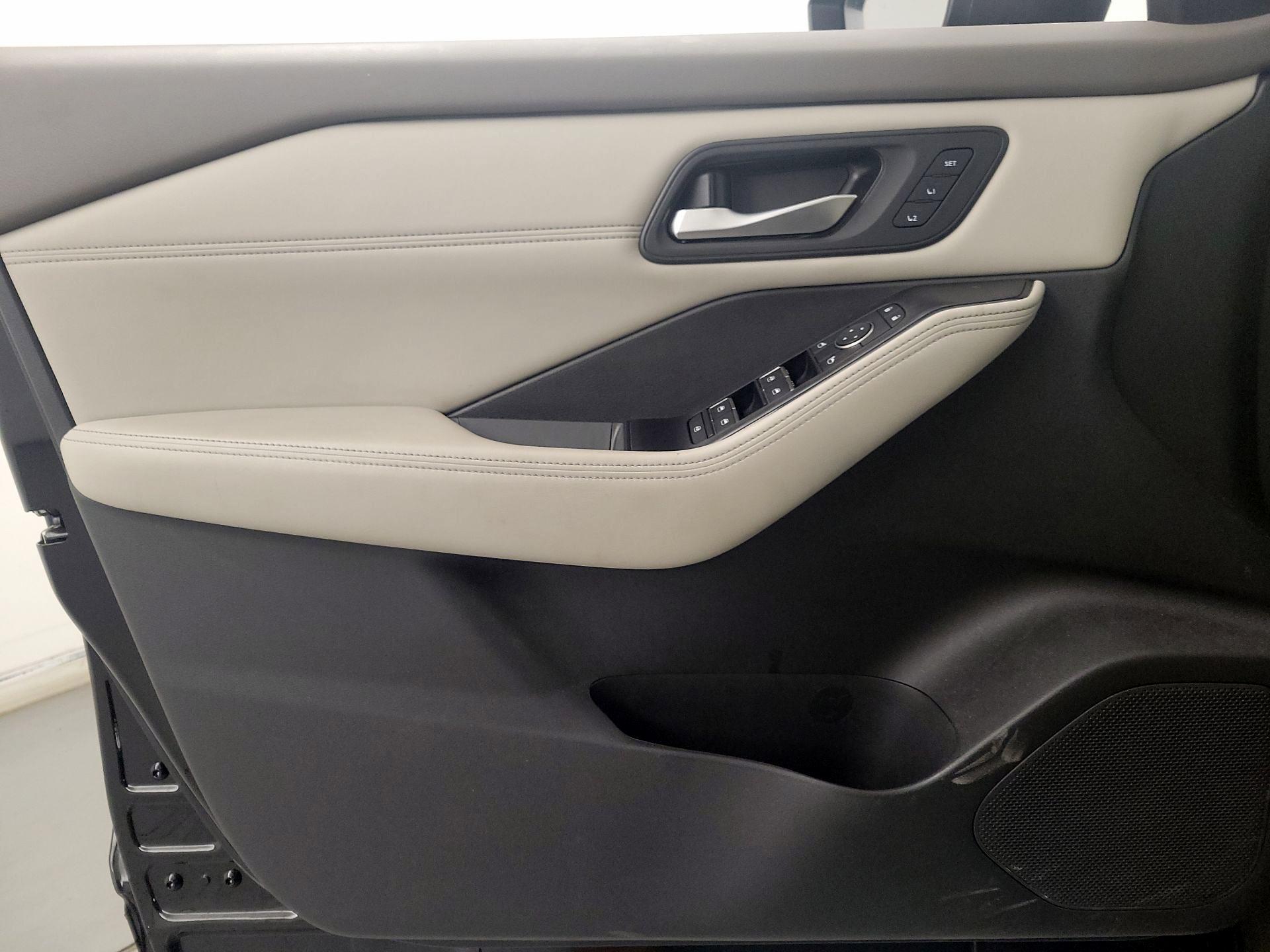 Thumbnail: 2023 Nissan Rogue - 12