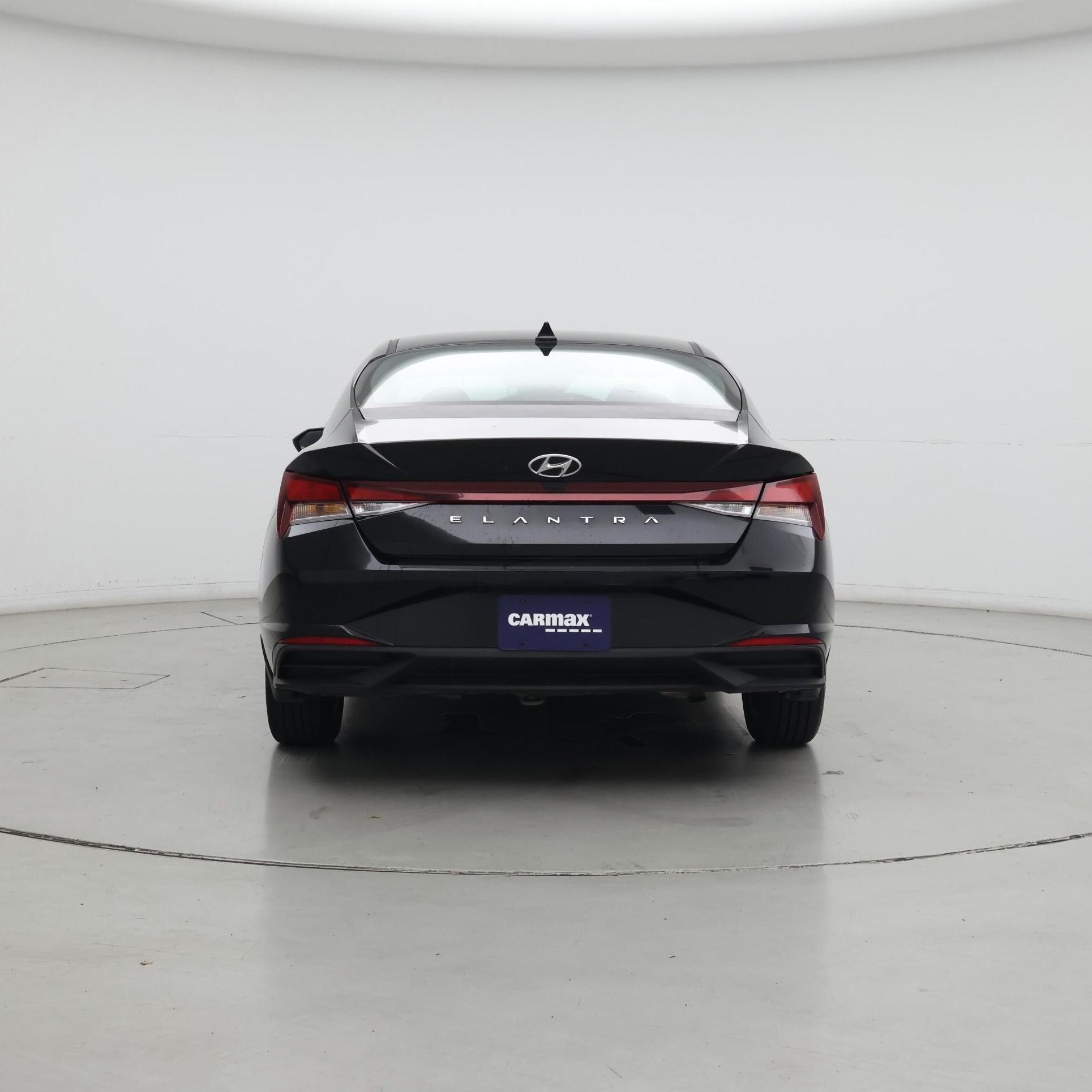 Thumbnail: 2022 Hyundai Elantra - 6