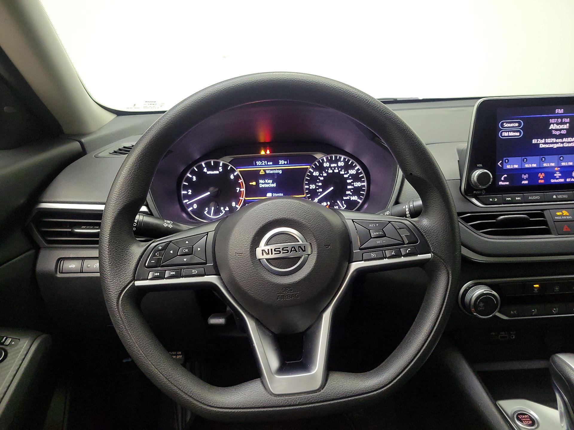 Thumbnail: 2022 Nissan Altima - 10