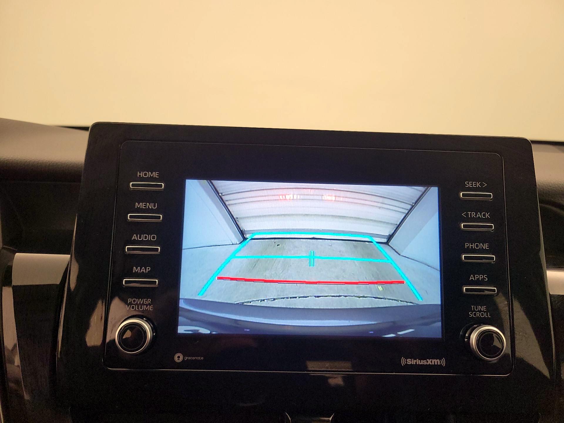 Thumbnail: 2021 Toyota Camry - 14