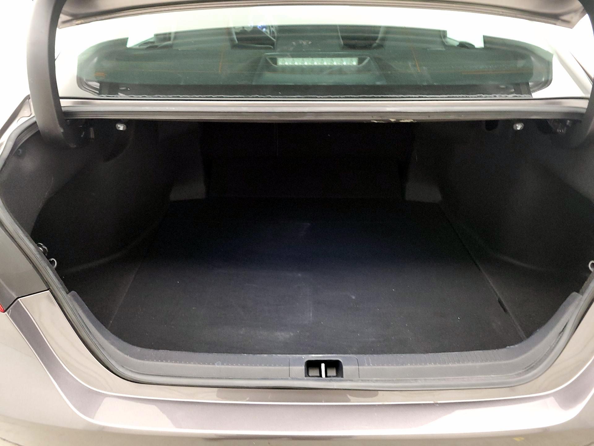 Thumbnail: 2021 Toyota Camry - 19