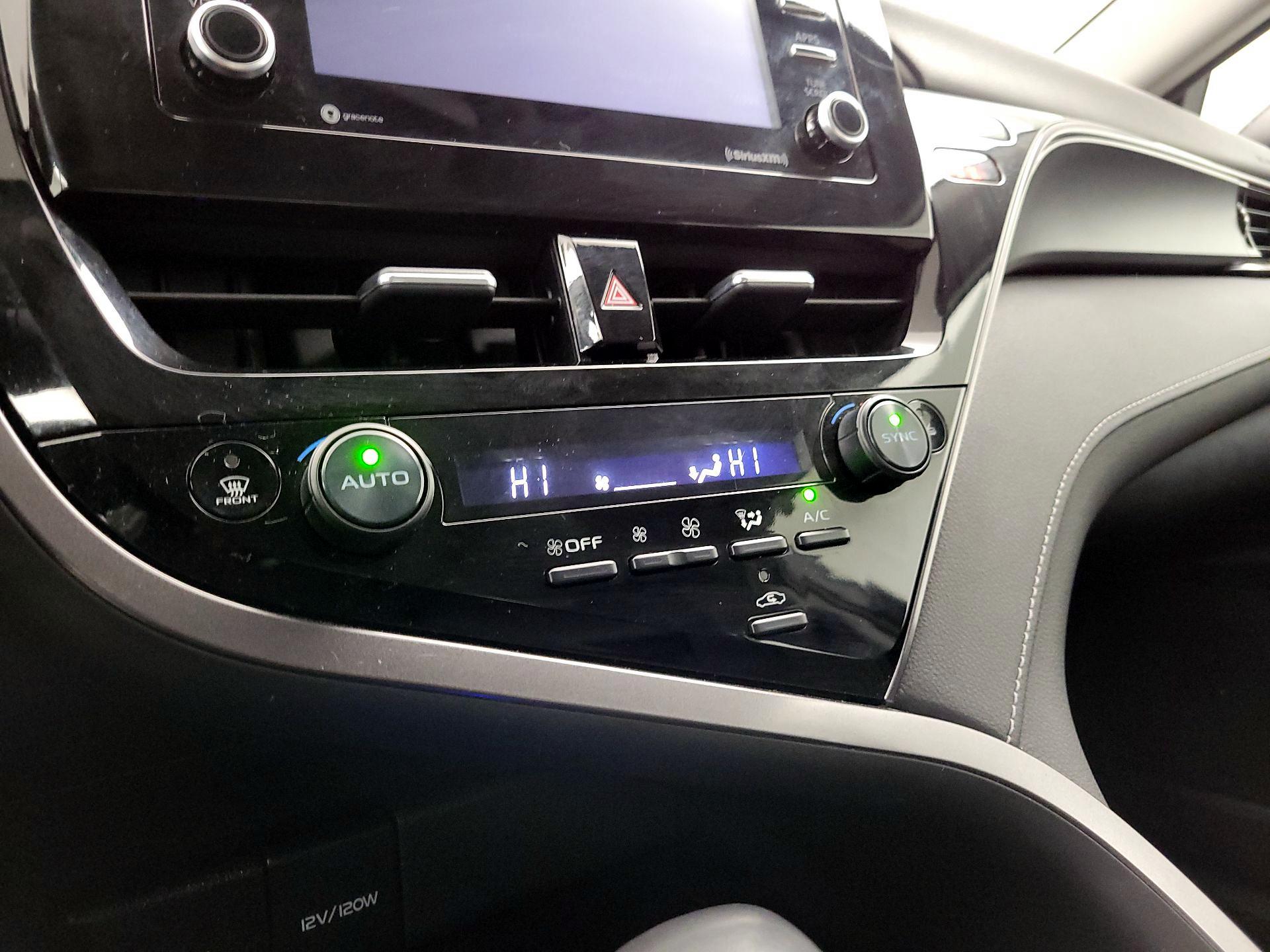 Thumbnail: 2024 Toyota Camry - 16