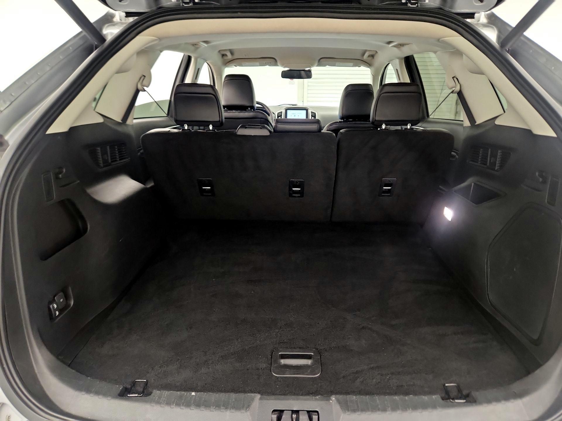 Thumbnail: 2024 Ford Edge - 18