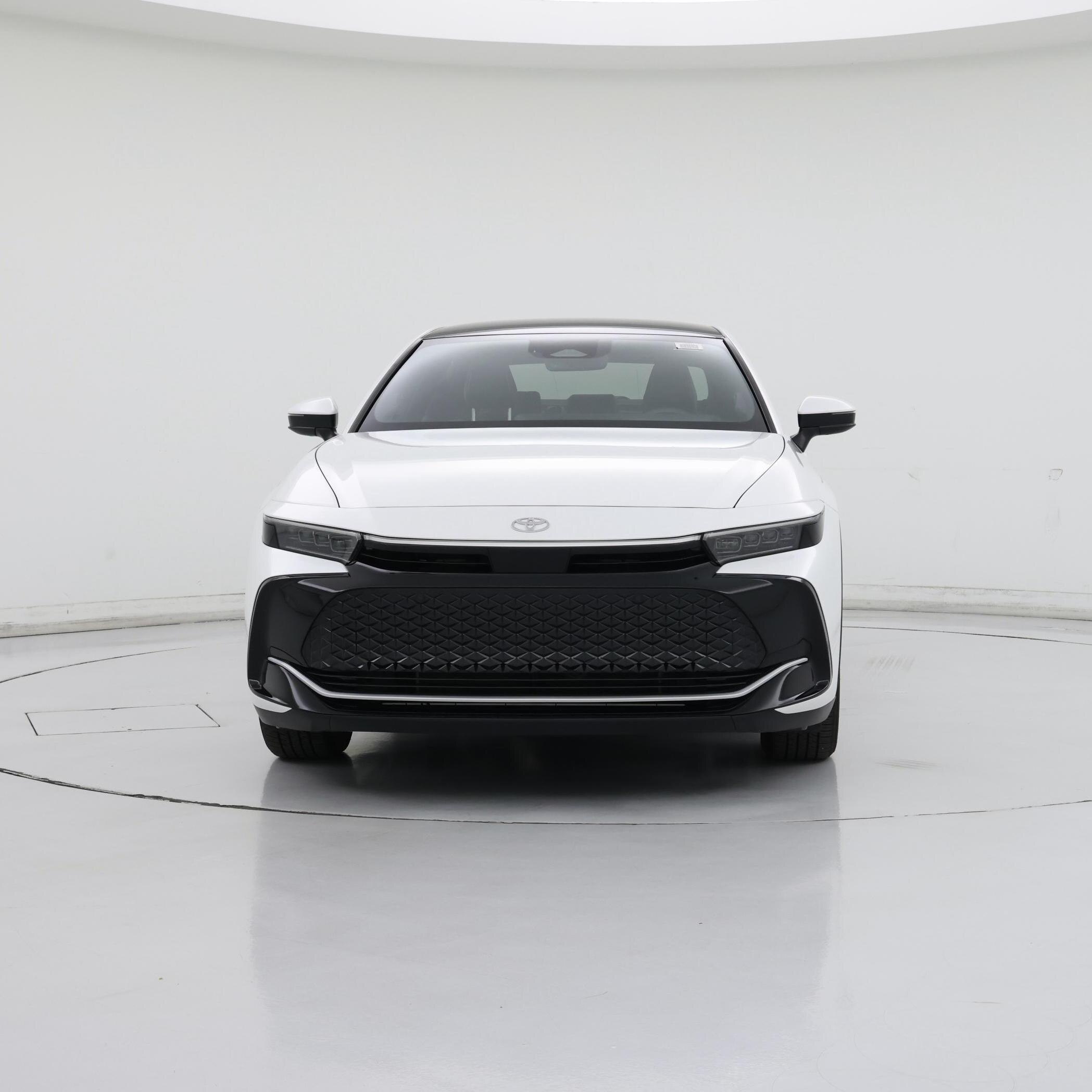 Thumbnail: 2023 Toyota Crown - 5