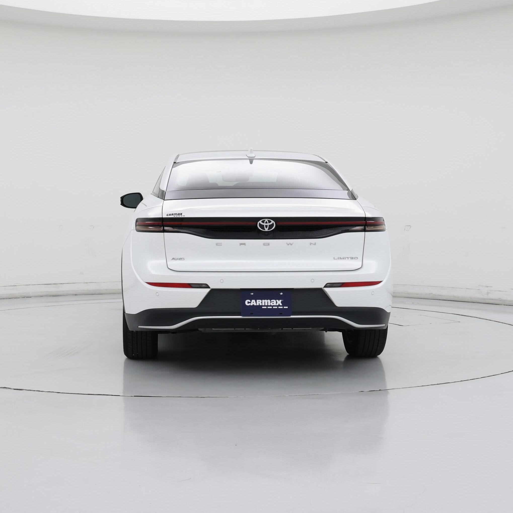 Thumbnail: 2023 Toyota Crown - 6