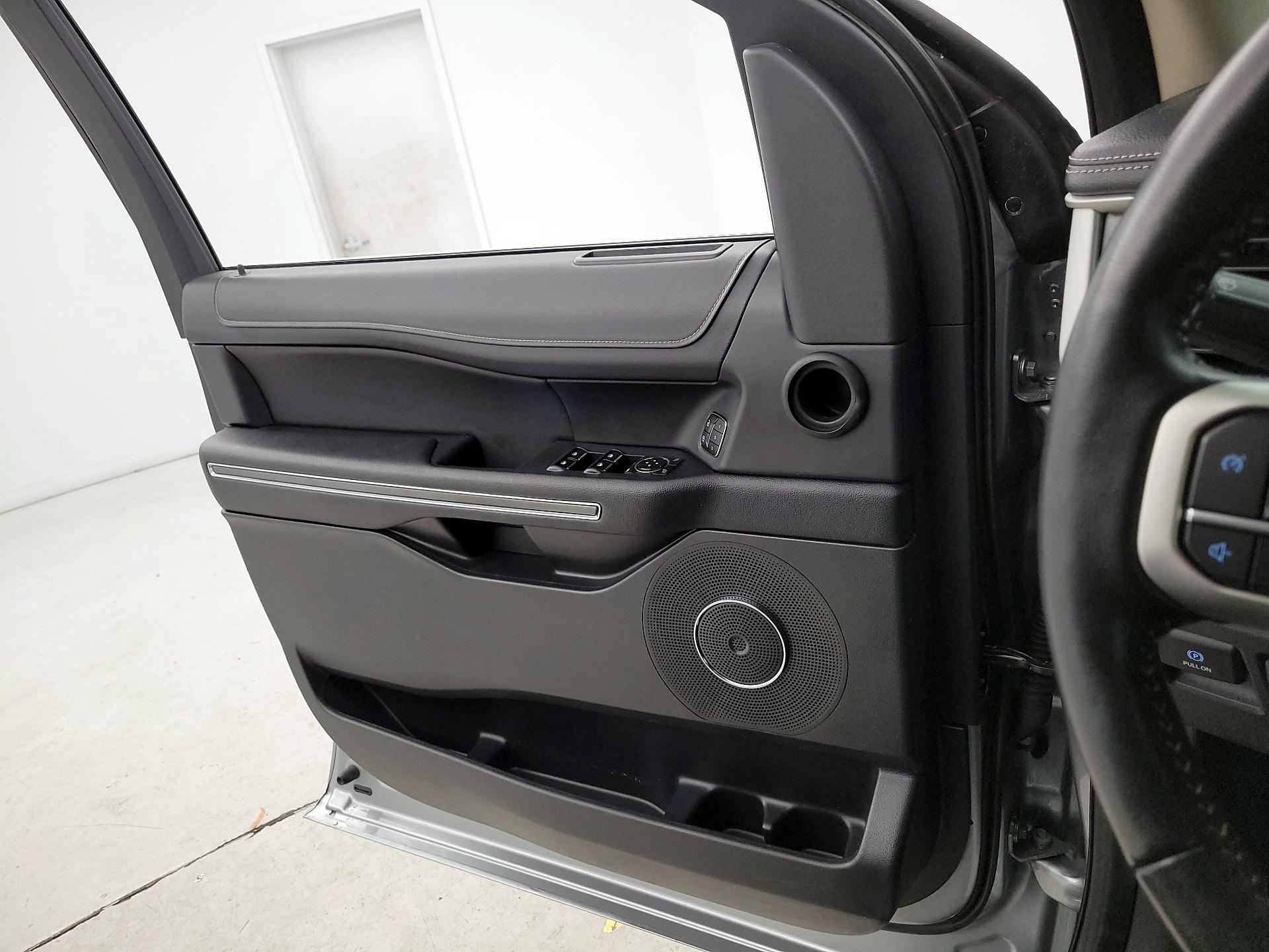 Thumbnail: 2024 Ford Expedition - 12