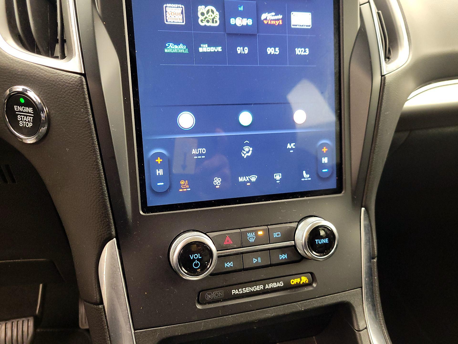 Thumbnail: 2024 Ford Edge - 16