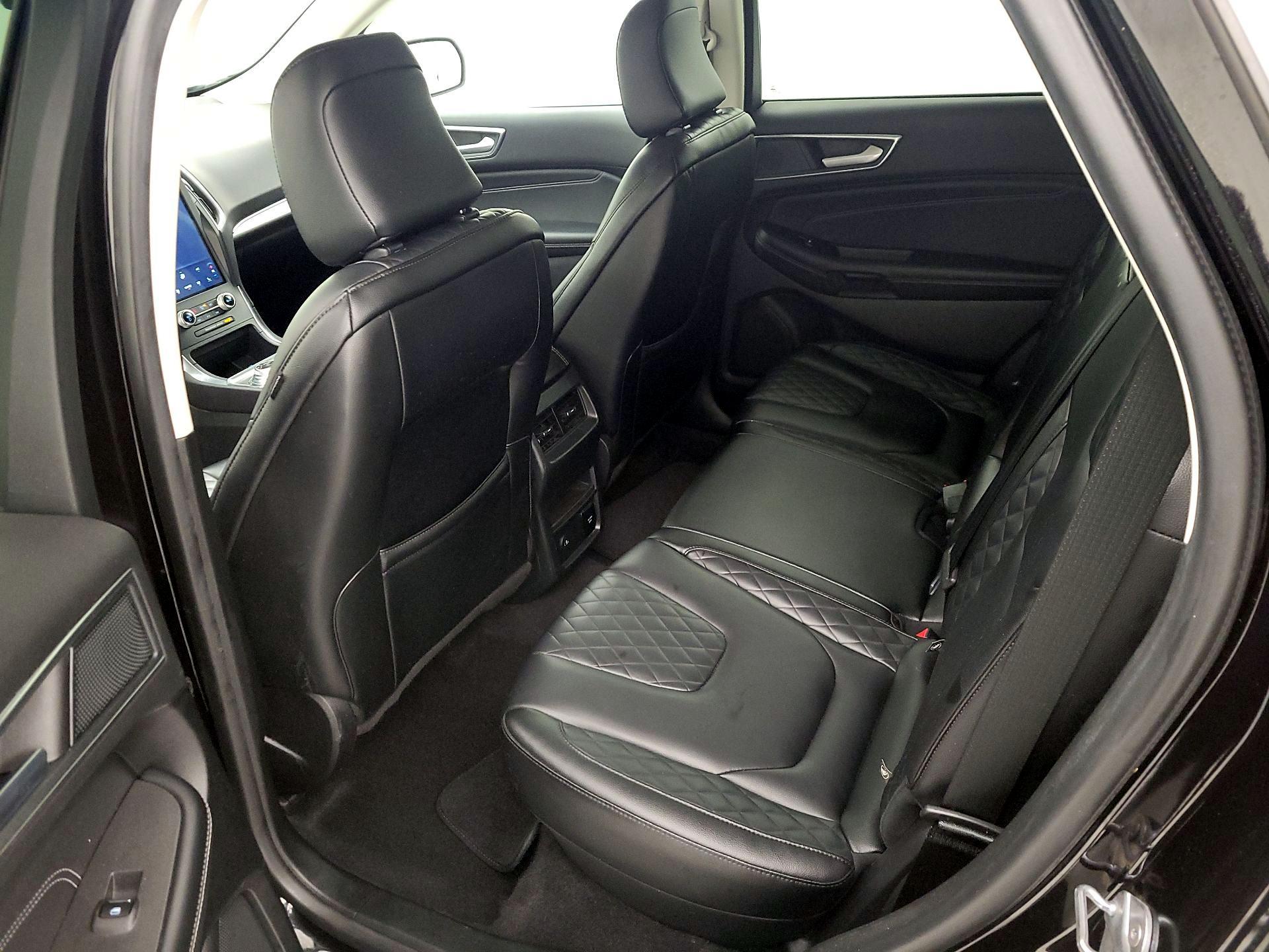 Thumbnail: 2024 Ford Edge - 19