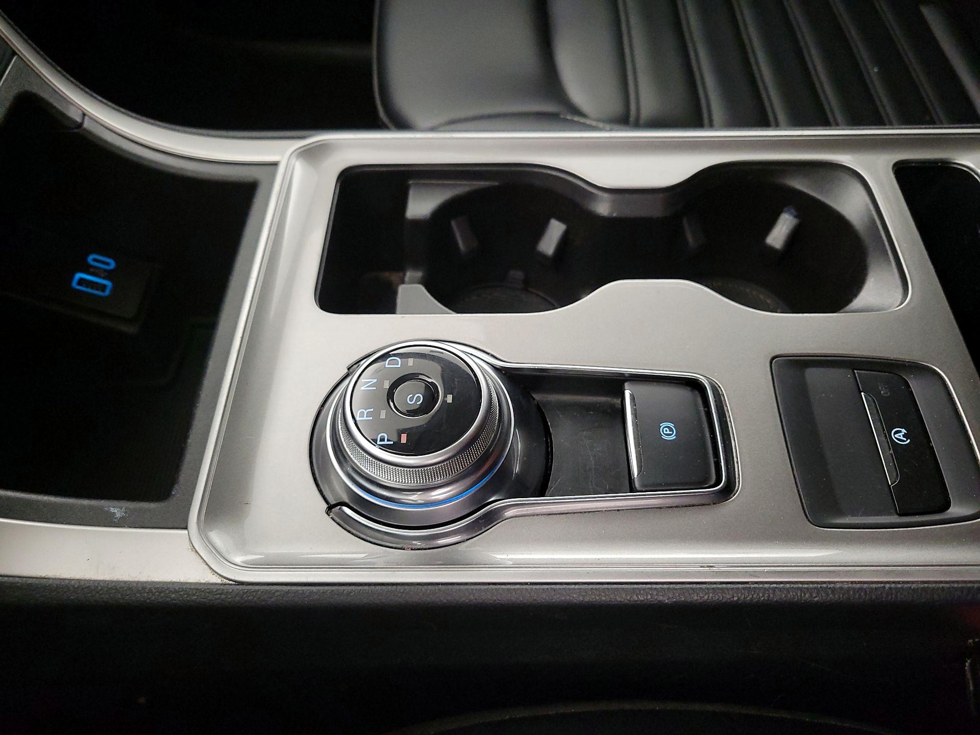 Thumbnail: 2023 Ford Edge - 17