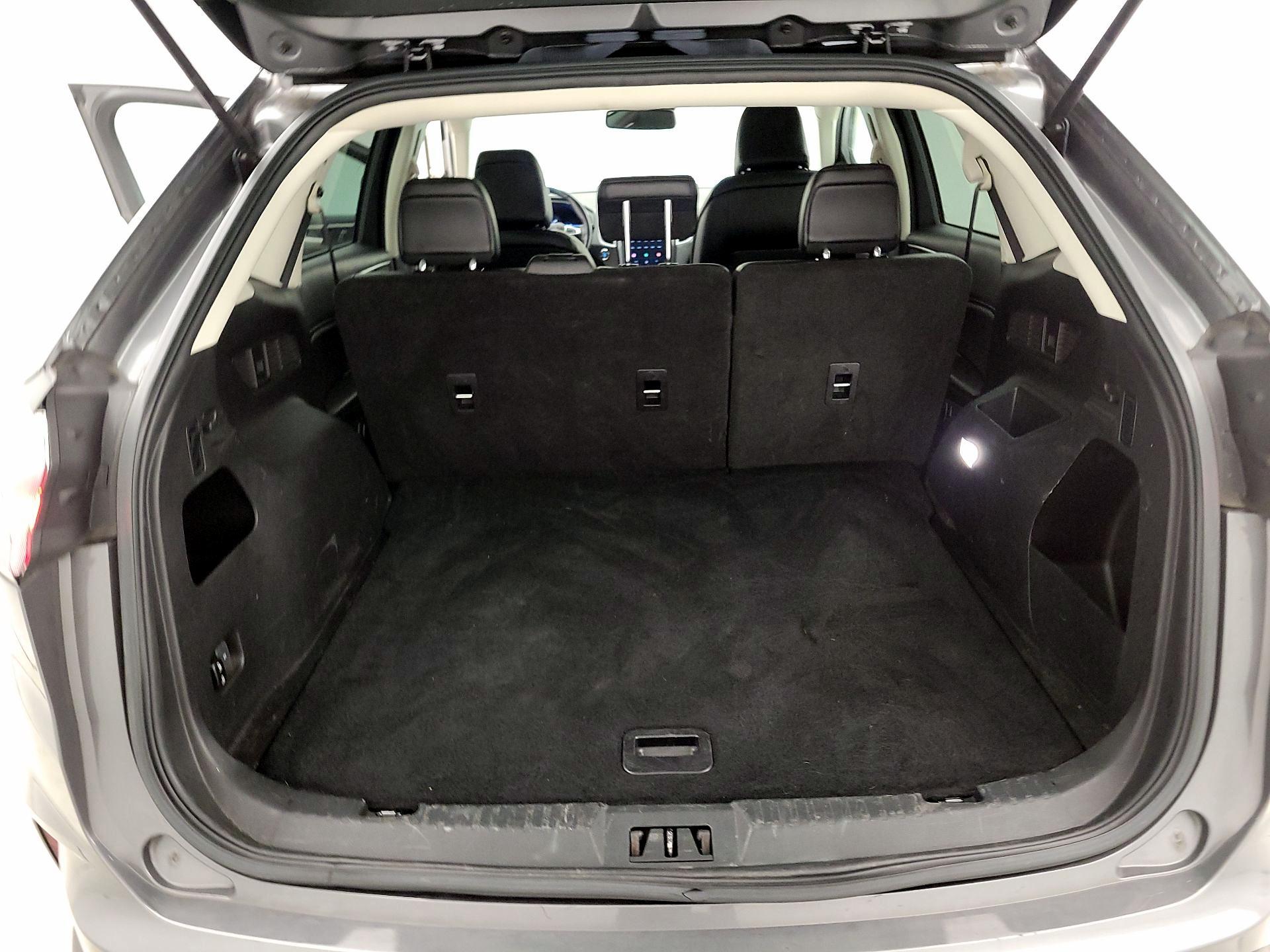 Thumbnail: 2023 Ford Edge - 20