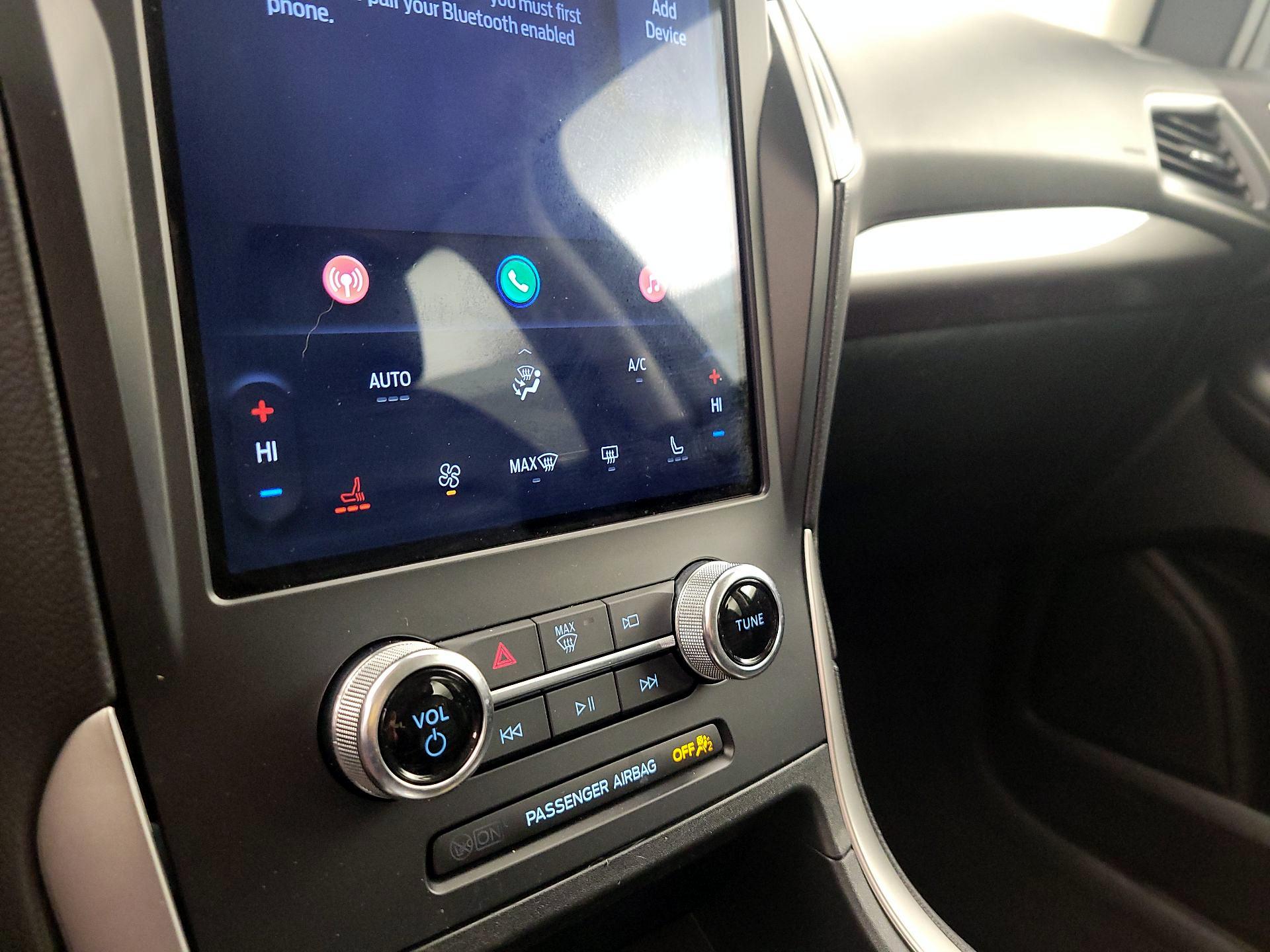 Thumbnail: 2024 Ford Edge - 16