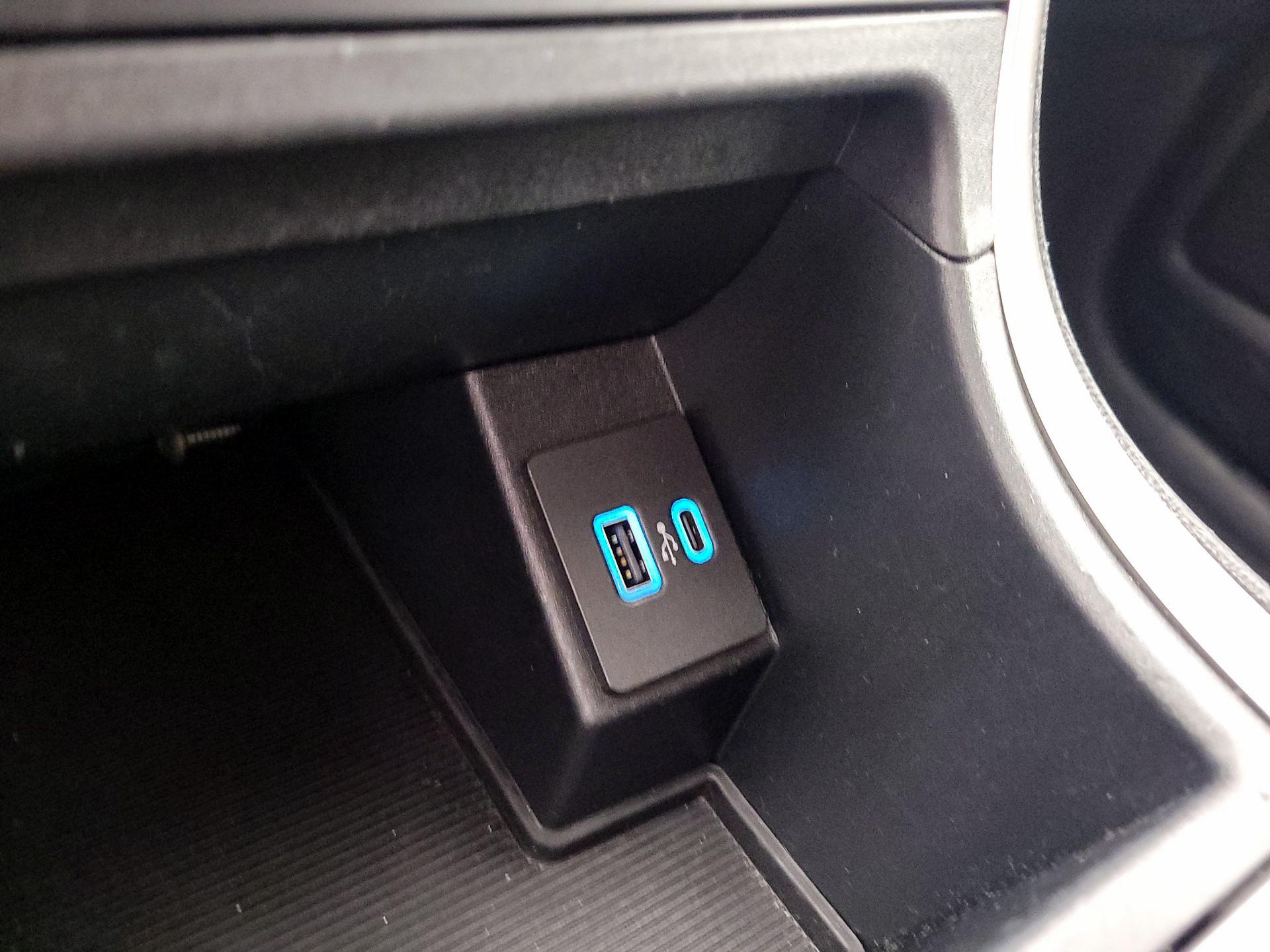 Thumbnail: 2024 Ford Edge - 18