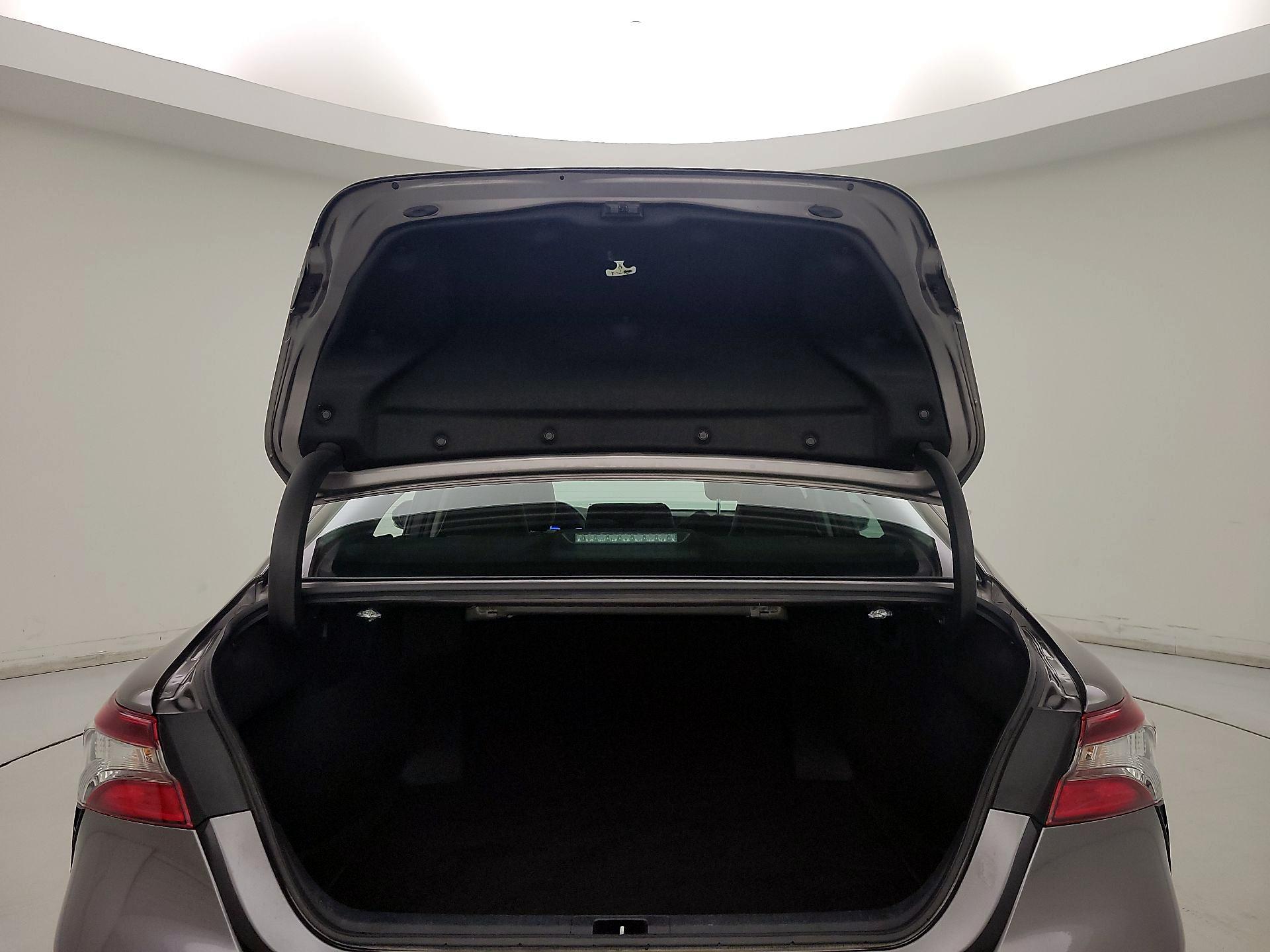 Thumbnail: 2024 Toyota Camry - 20