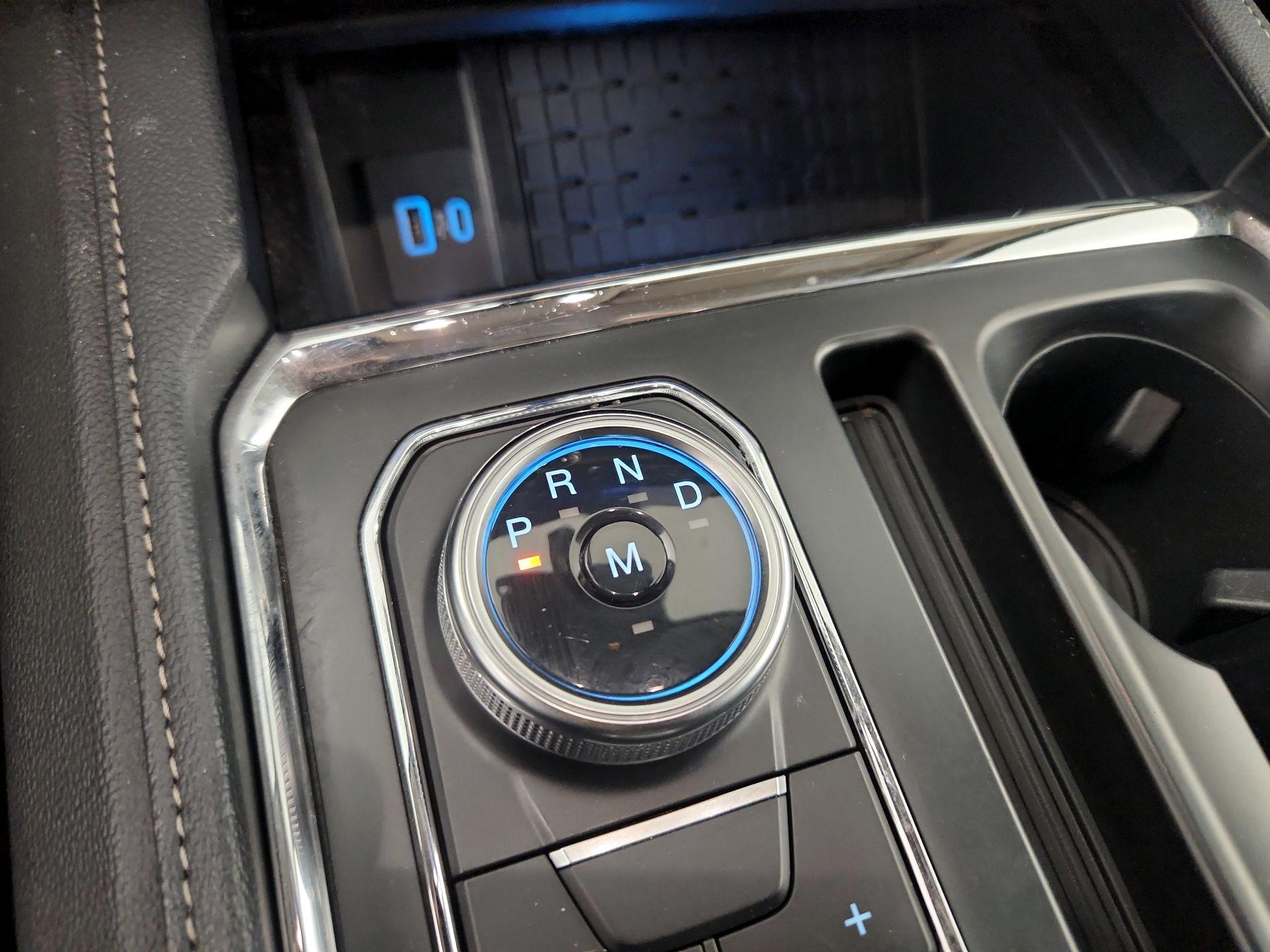 Thumbnail: 2024 Ford Expedition - 16