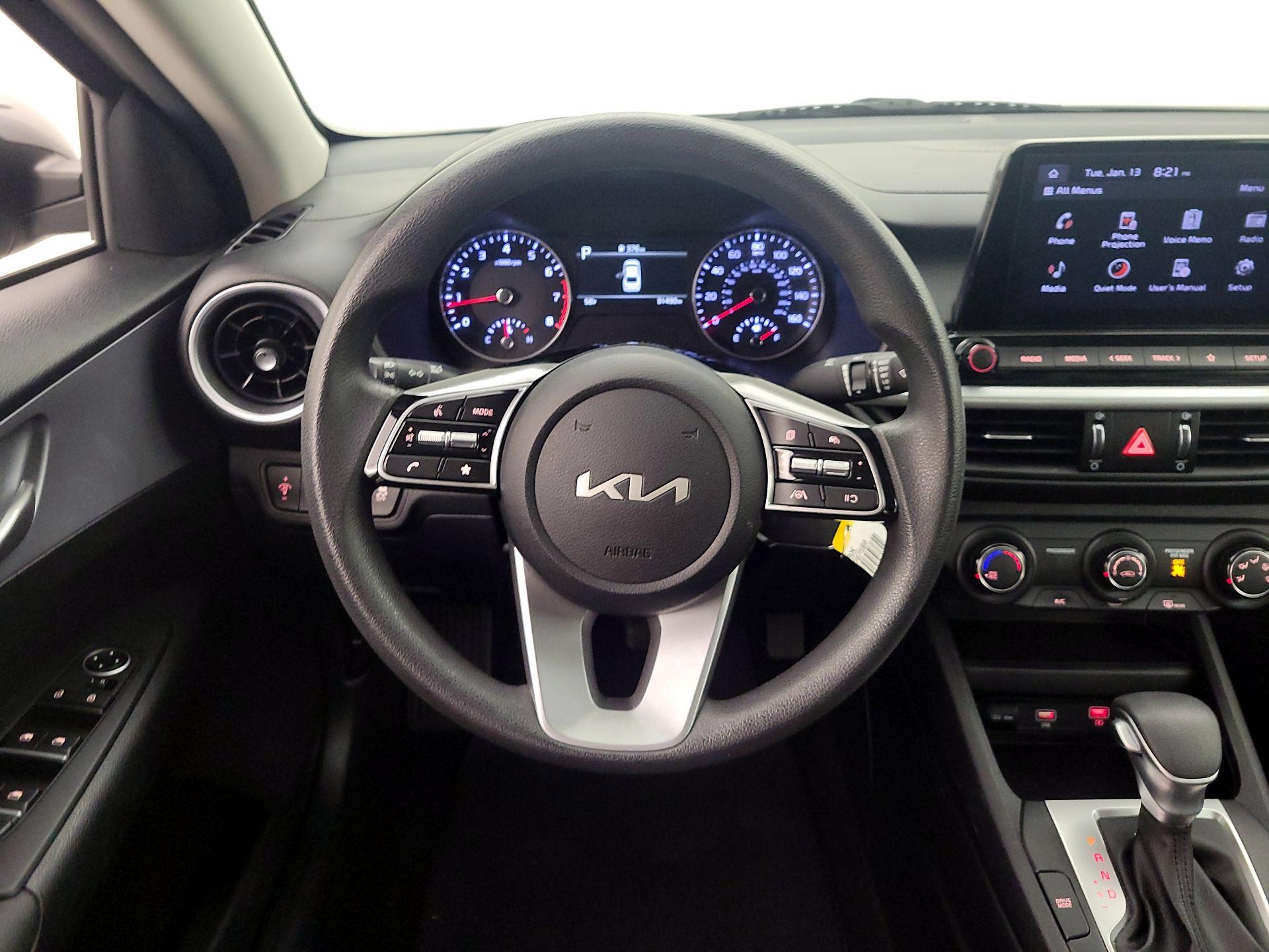 Thumbnail: 2024 Kia Forte - 10