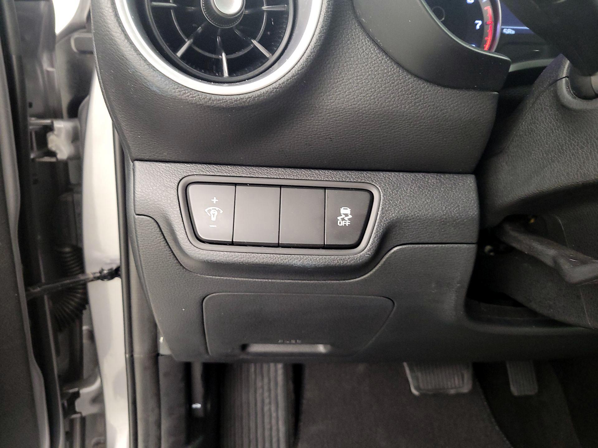 Thumbnail: 2024 Kia Forte - 13