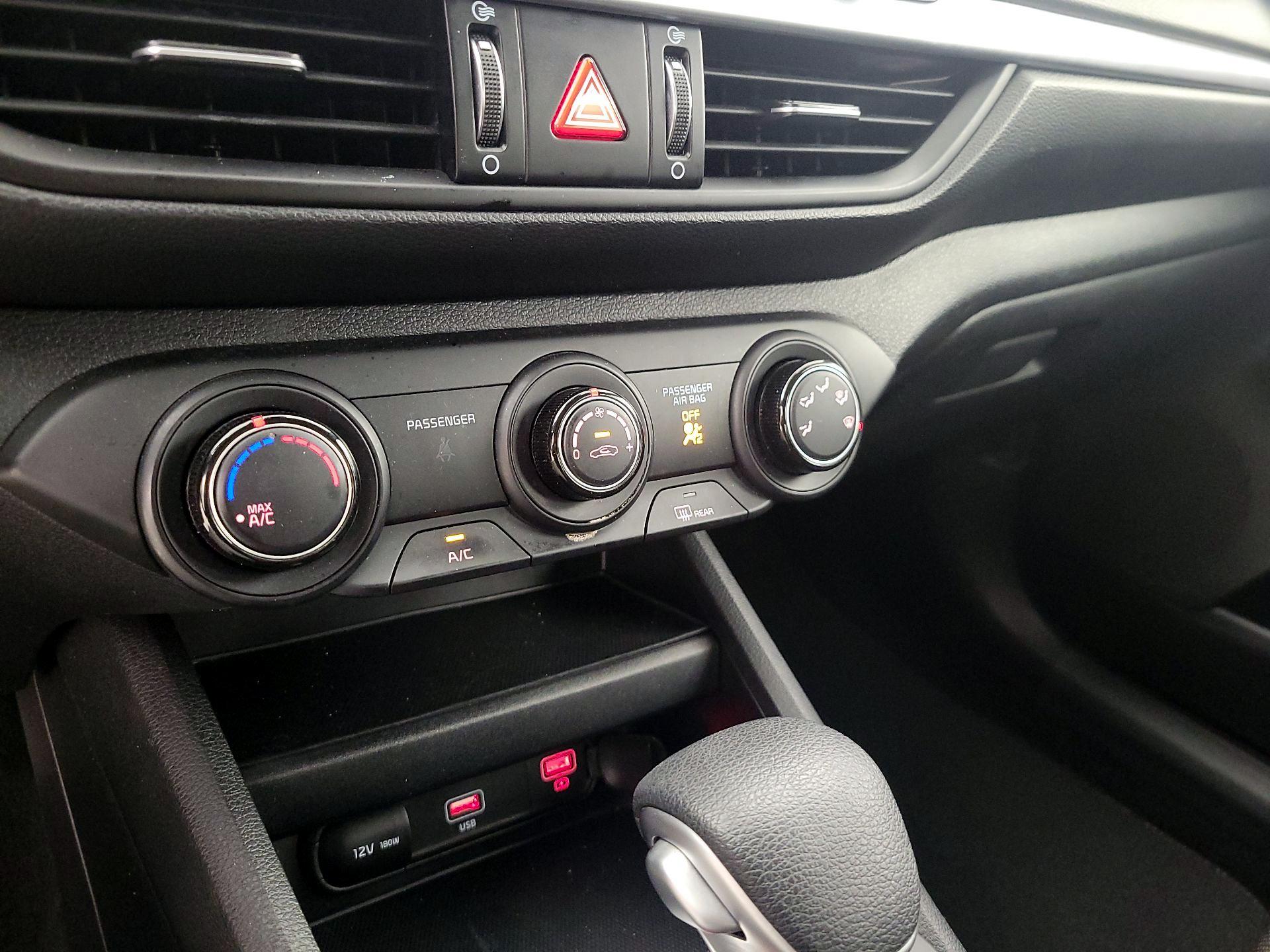 Thumbnail: 2024 Kia Forte - 16