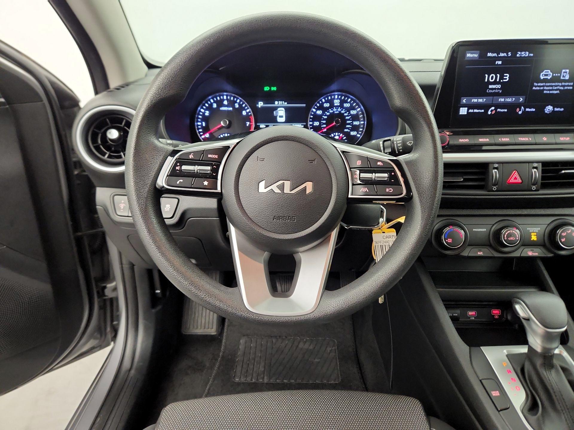 Thumbnail: 2024 Kia Forte - 10