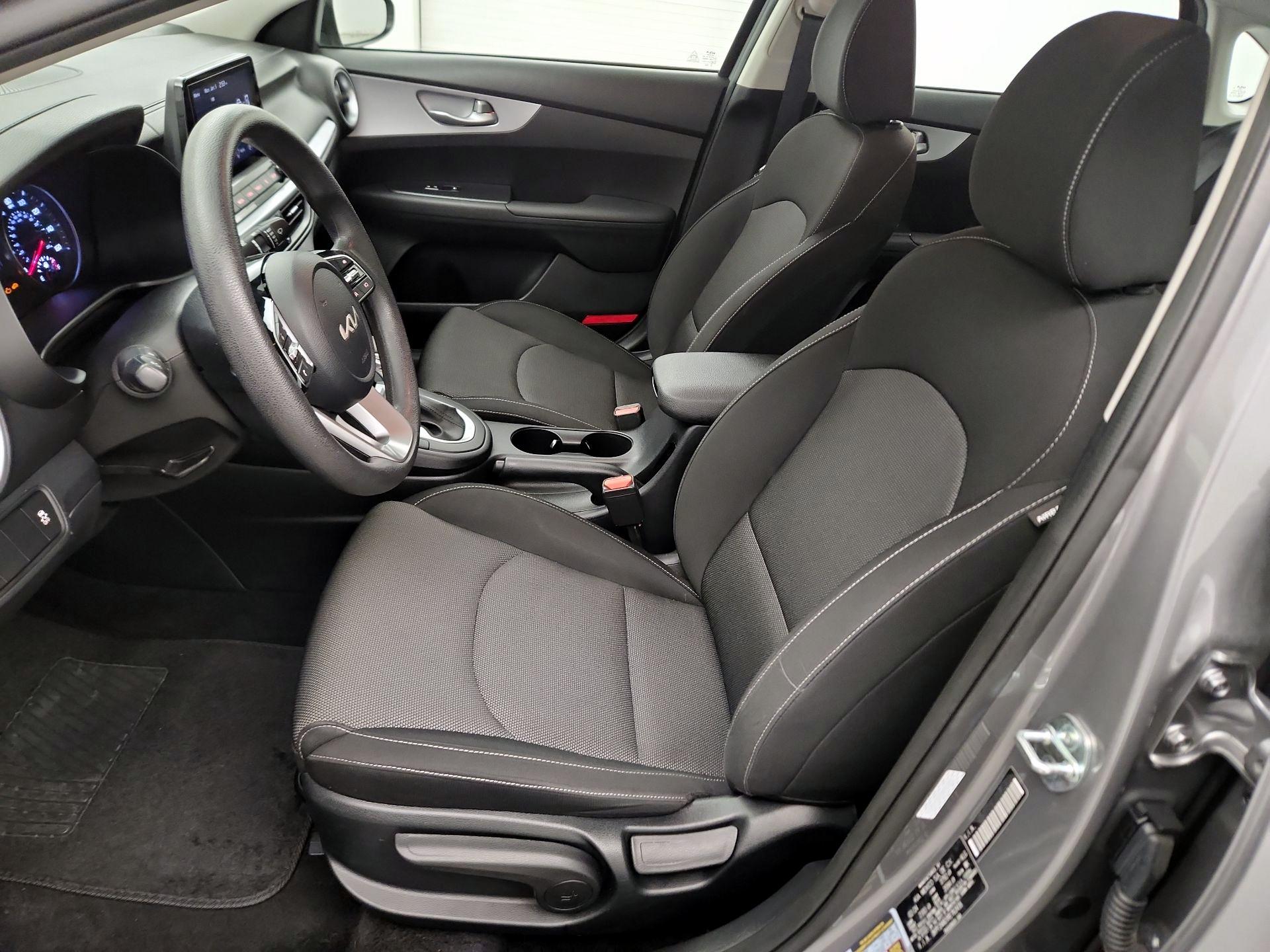 Thumbnail: 2024 Kia Forte - 11