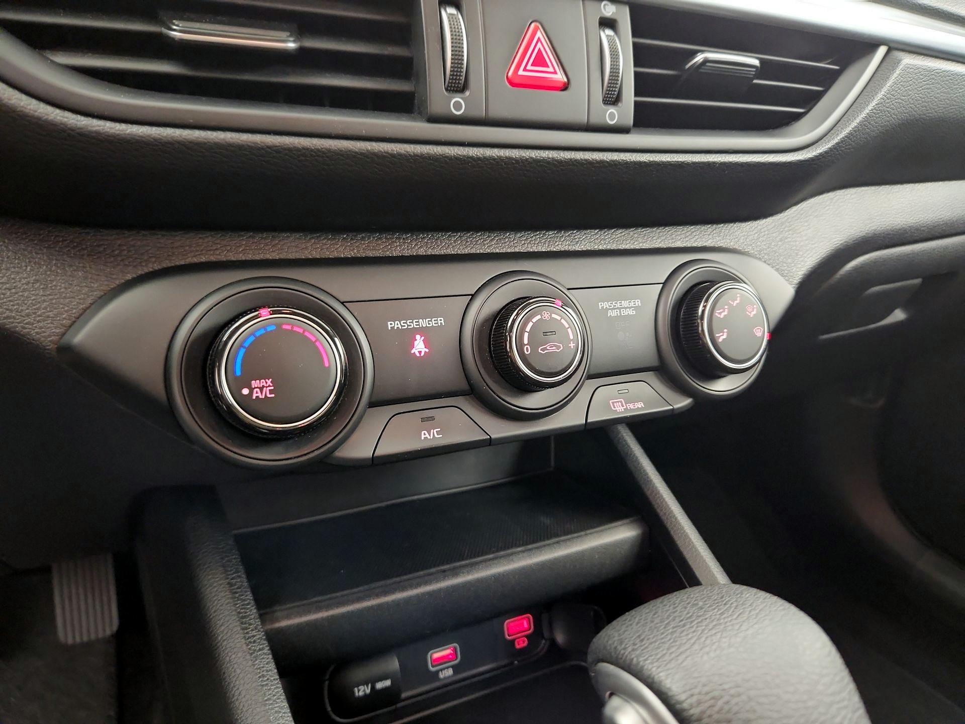 Thumbnail: 2024 Kia Forte - 15