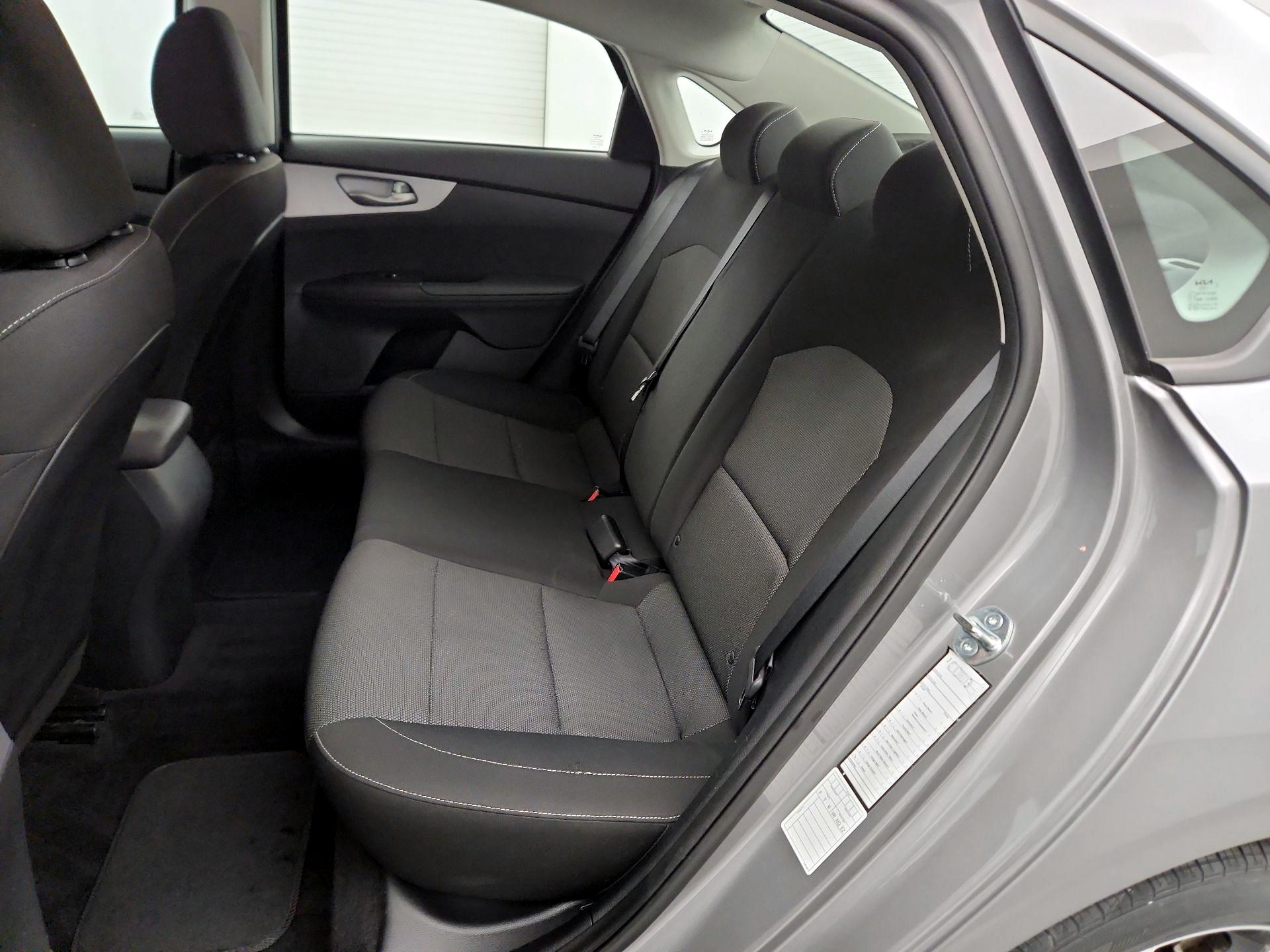 Thumbnail: 2024 Kia Forte - 18