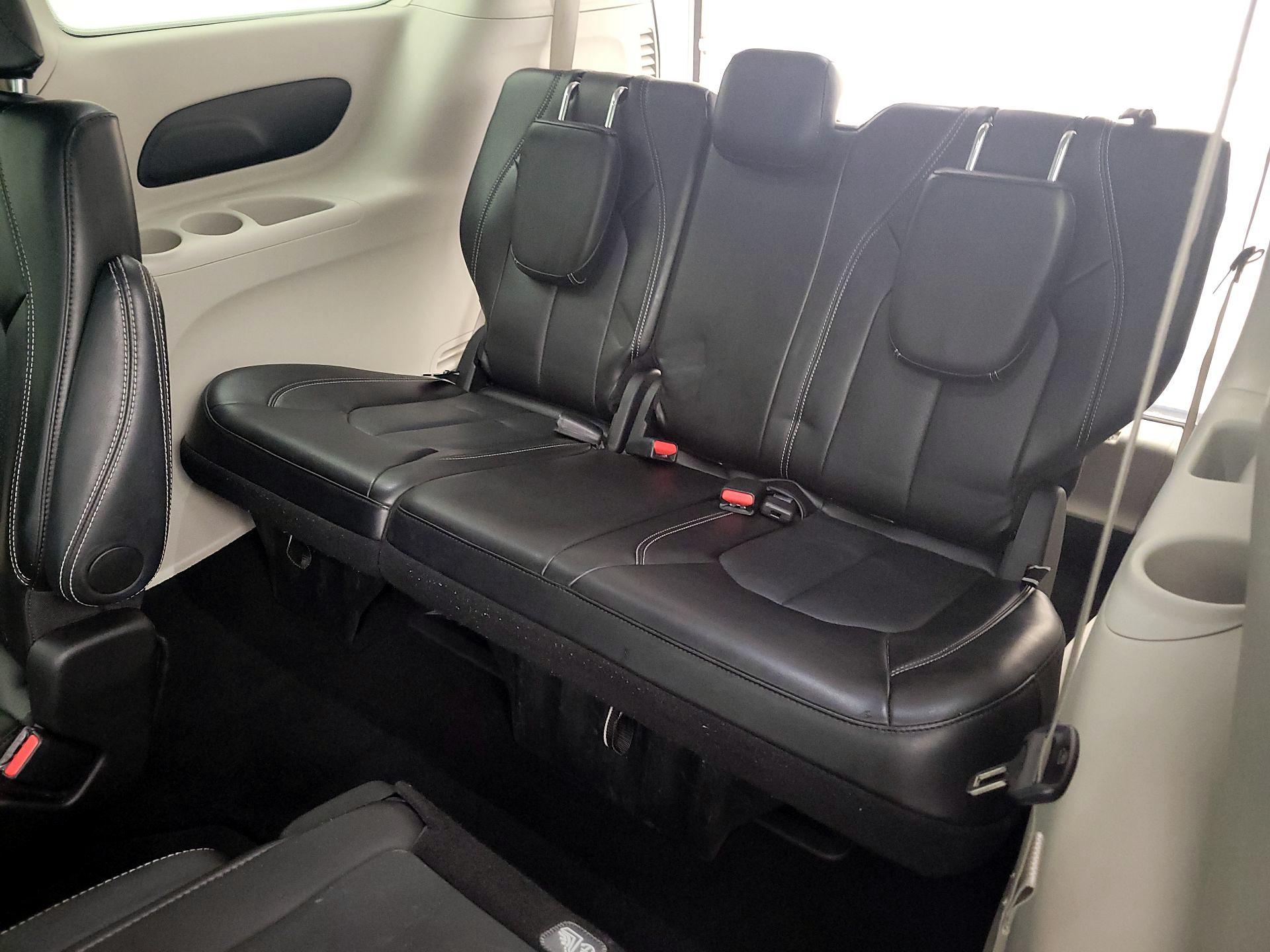 Thumbnail: 2024 Chrysler Pacifica - 20