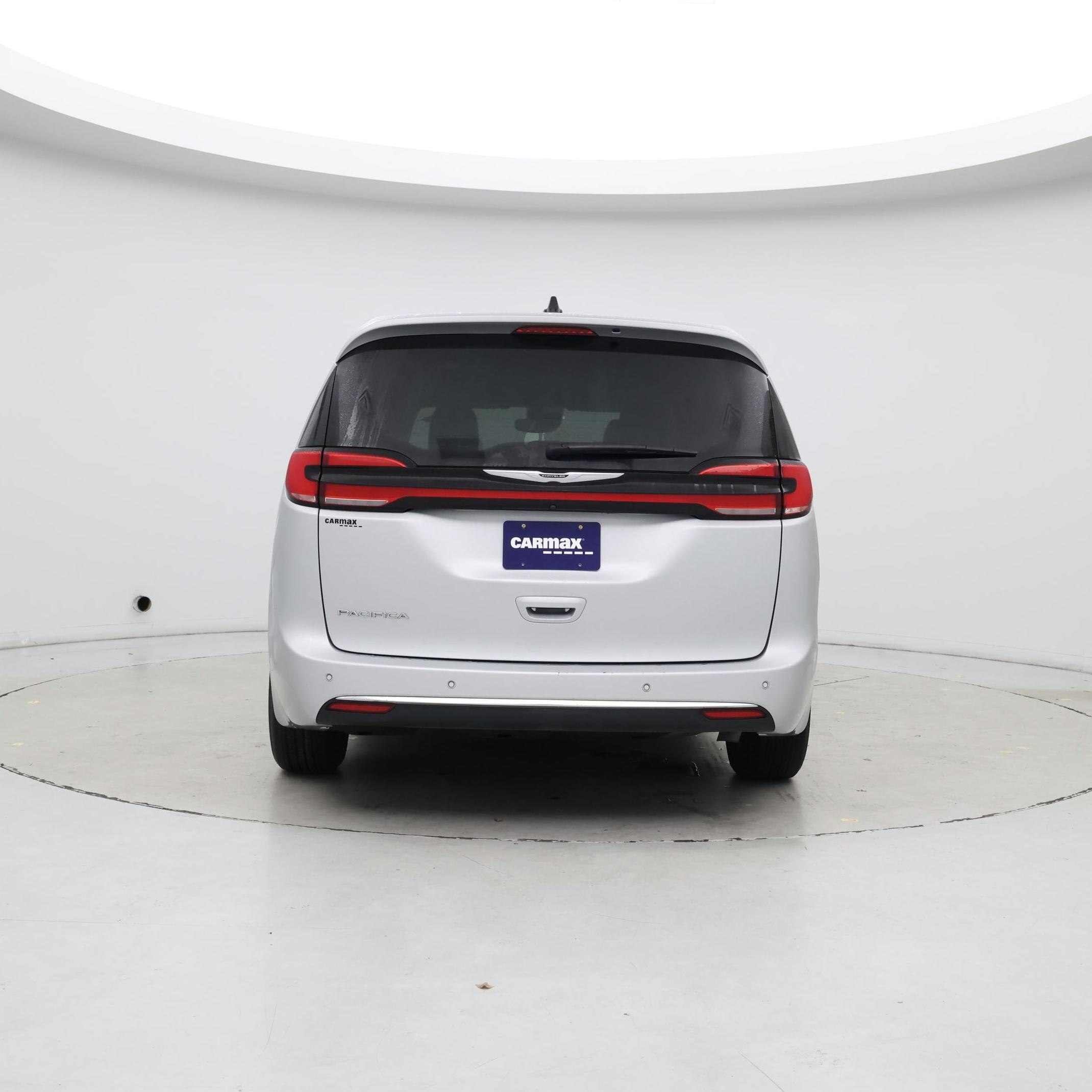 Thumbnail: 2024 Chrysler Pacifica - 6