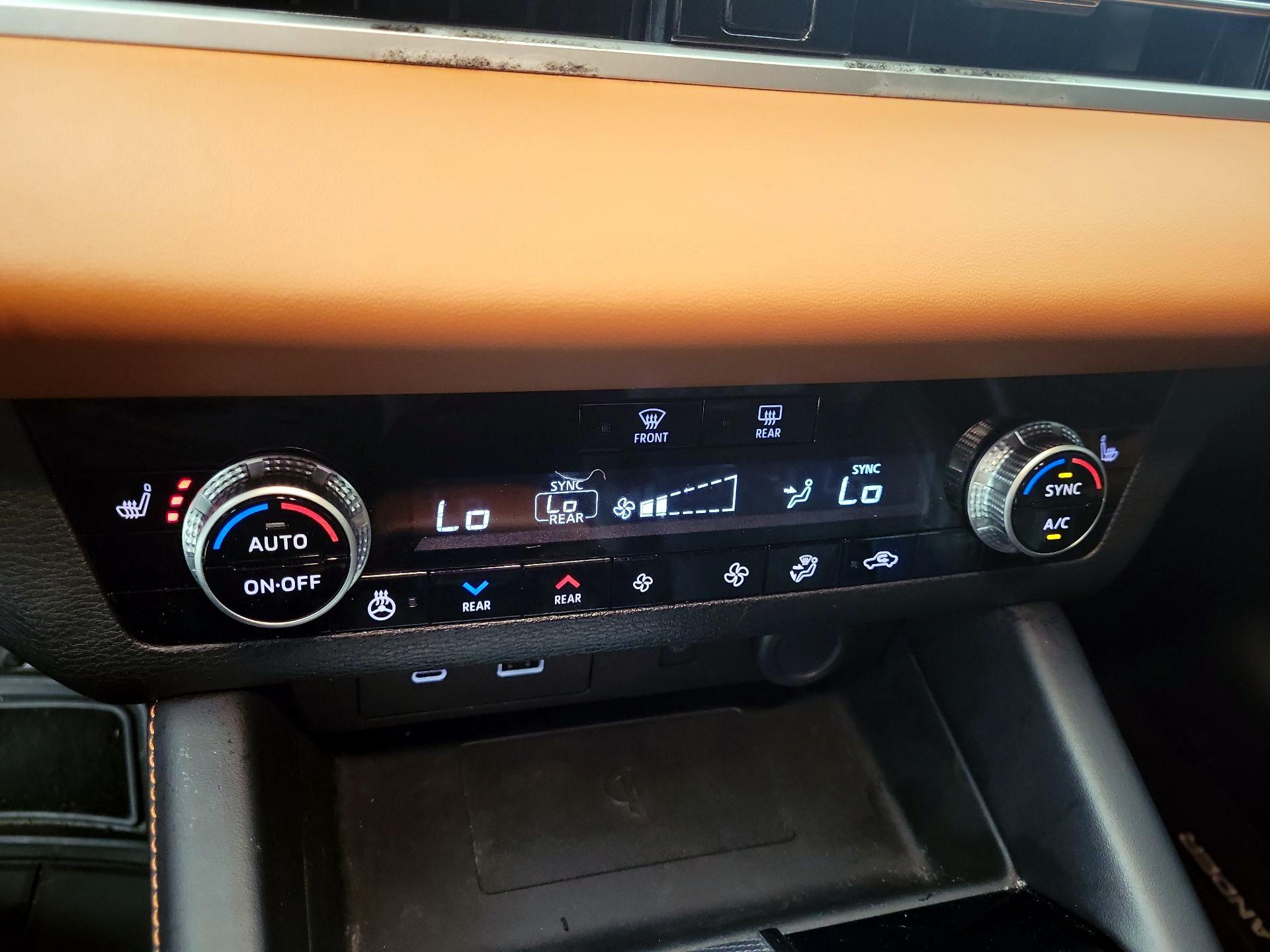 Thumbnail: 2022 Mitsubishi Outlander - 15