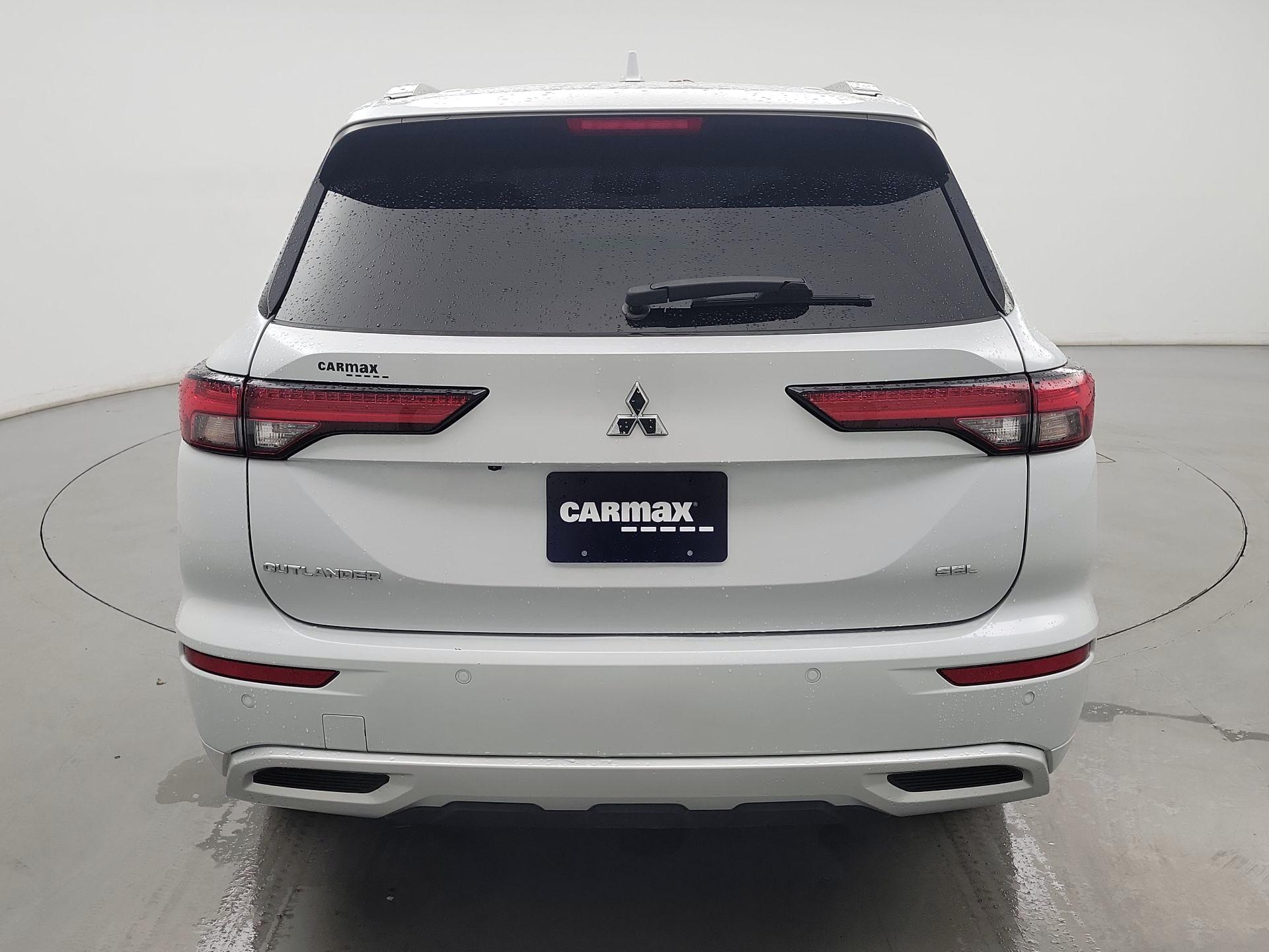 Thumbnail: 2022 Mitsubishi Outlander - 6