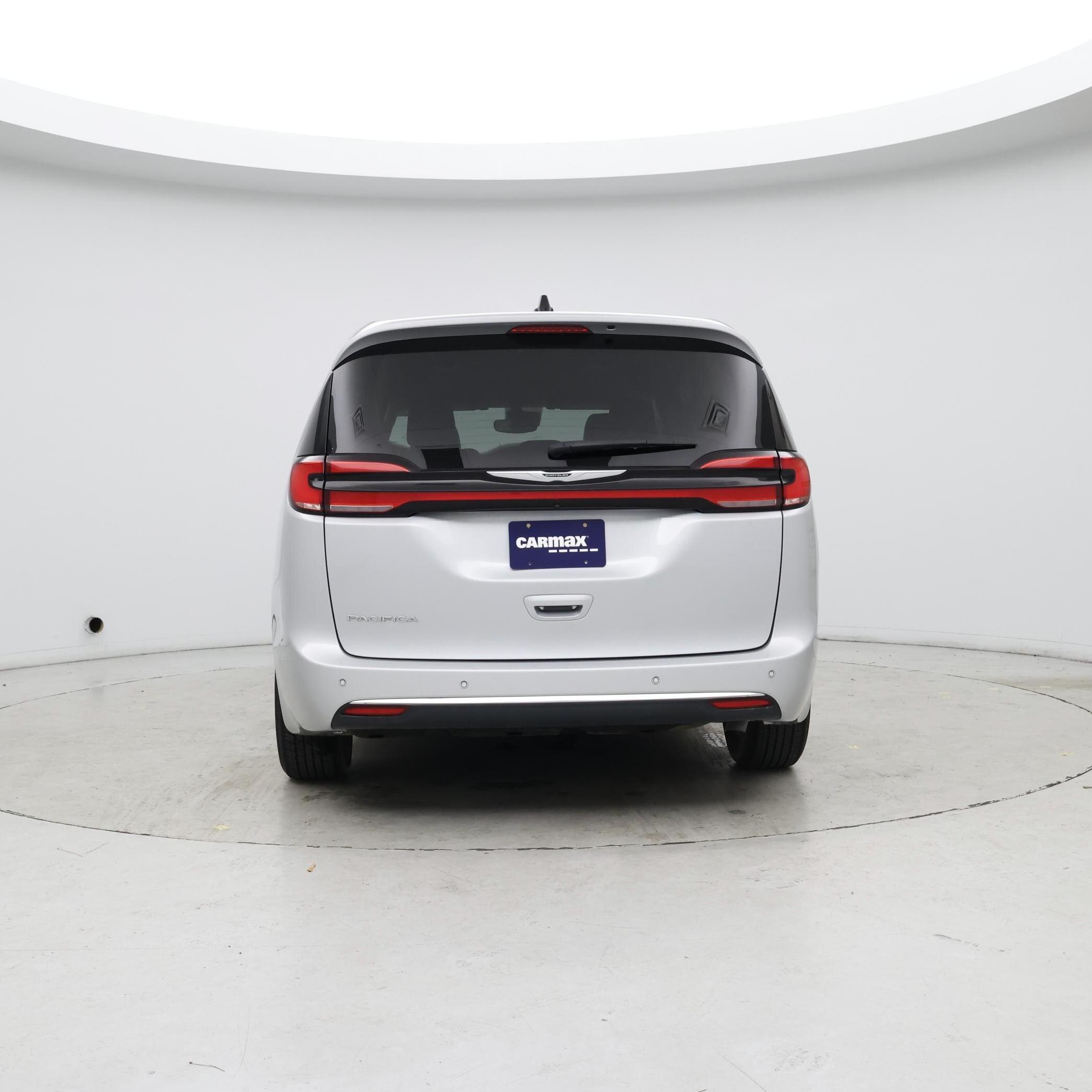 Thumbnail: 2024 Chrysler Pacifica - 6