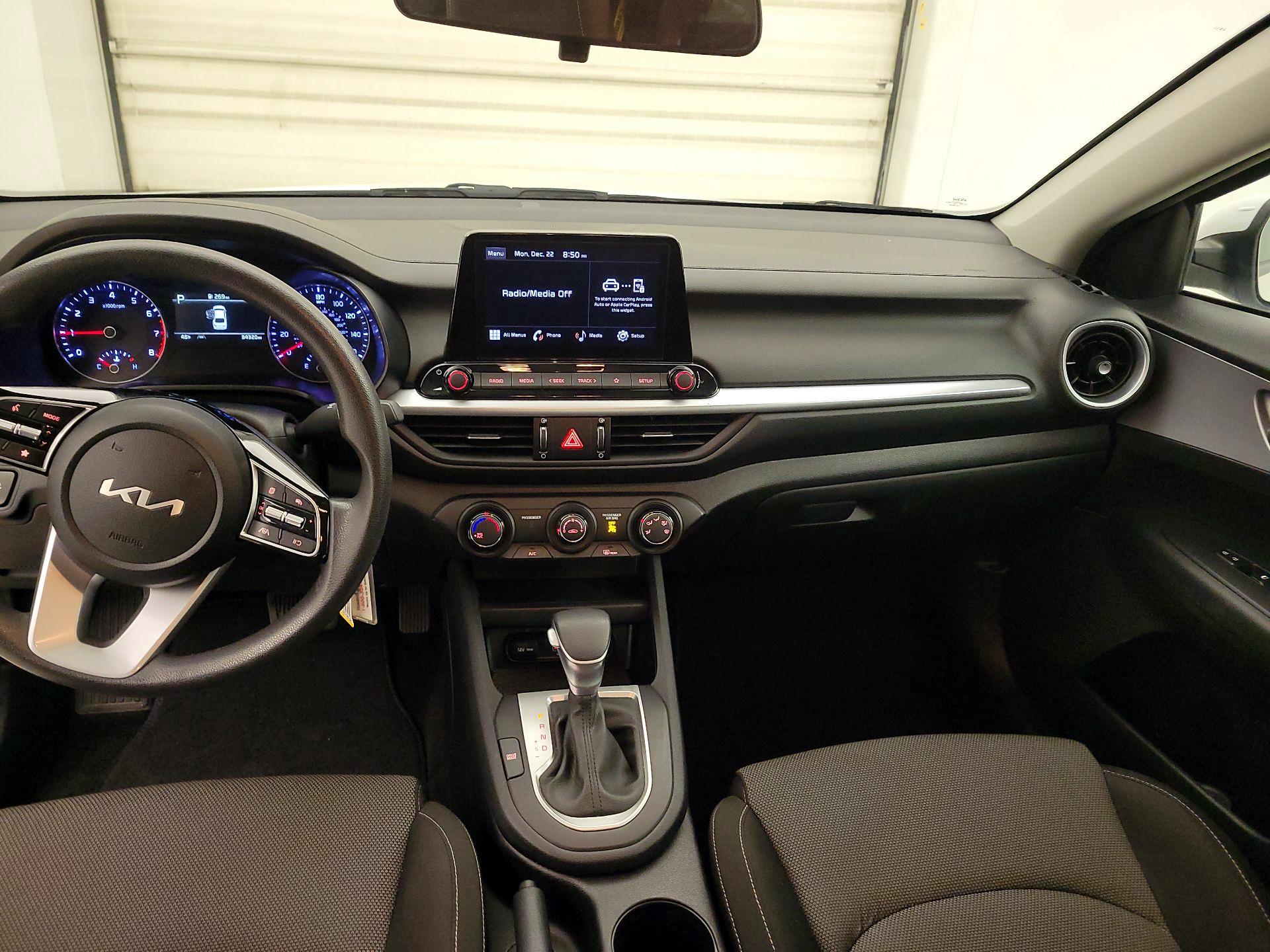 Thumbnail: 2024 Kia Forte - 9