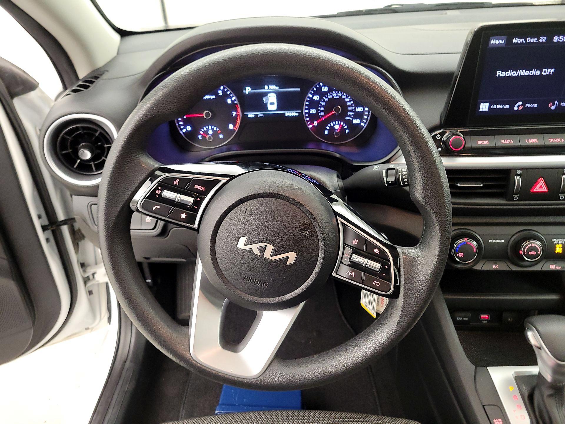 Thumbnail: 2024 Kia Forte - 10