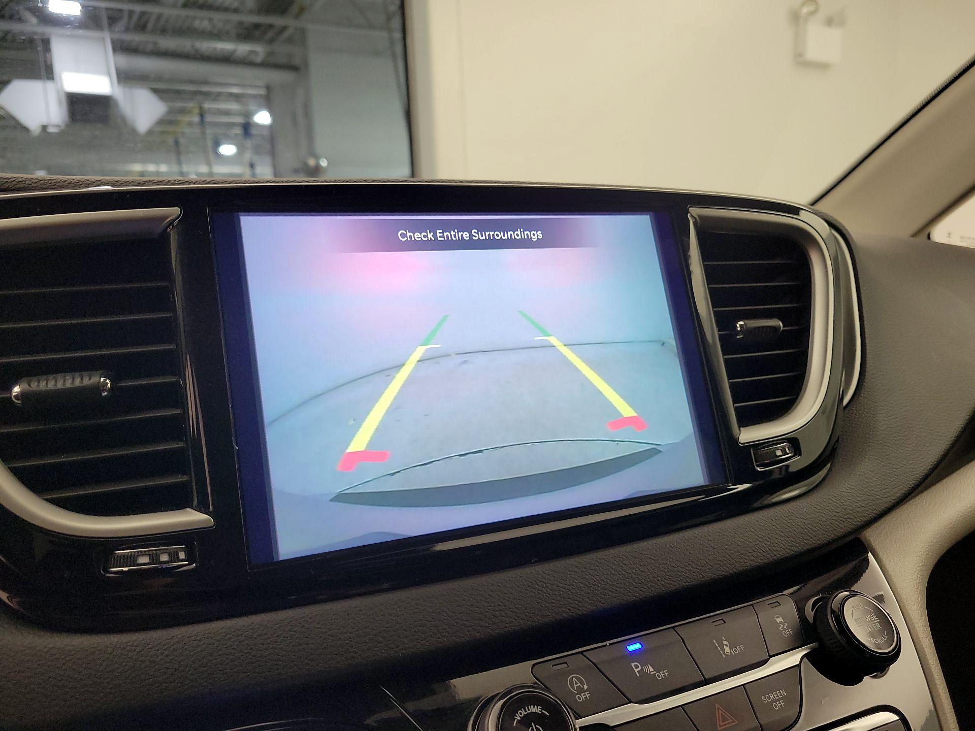 Thumbnail: 2024 Chrysler Pacifica - 14