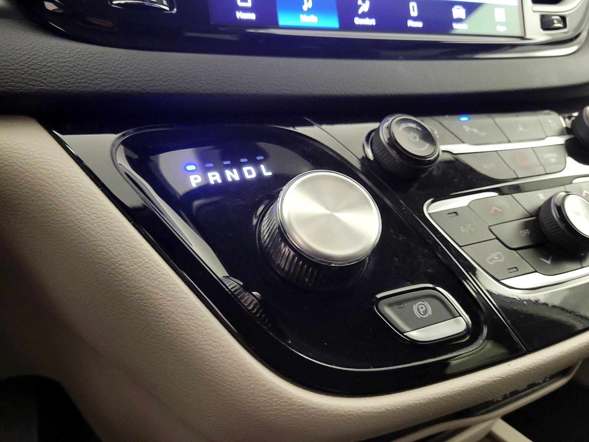 Thumbnail: 2024 Chrysler Pacifica - 17