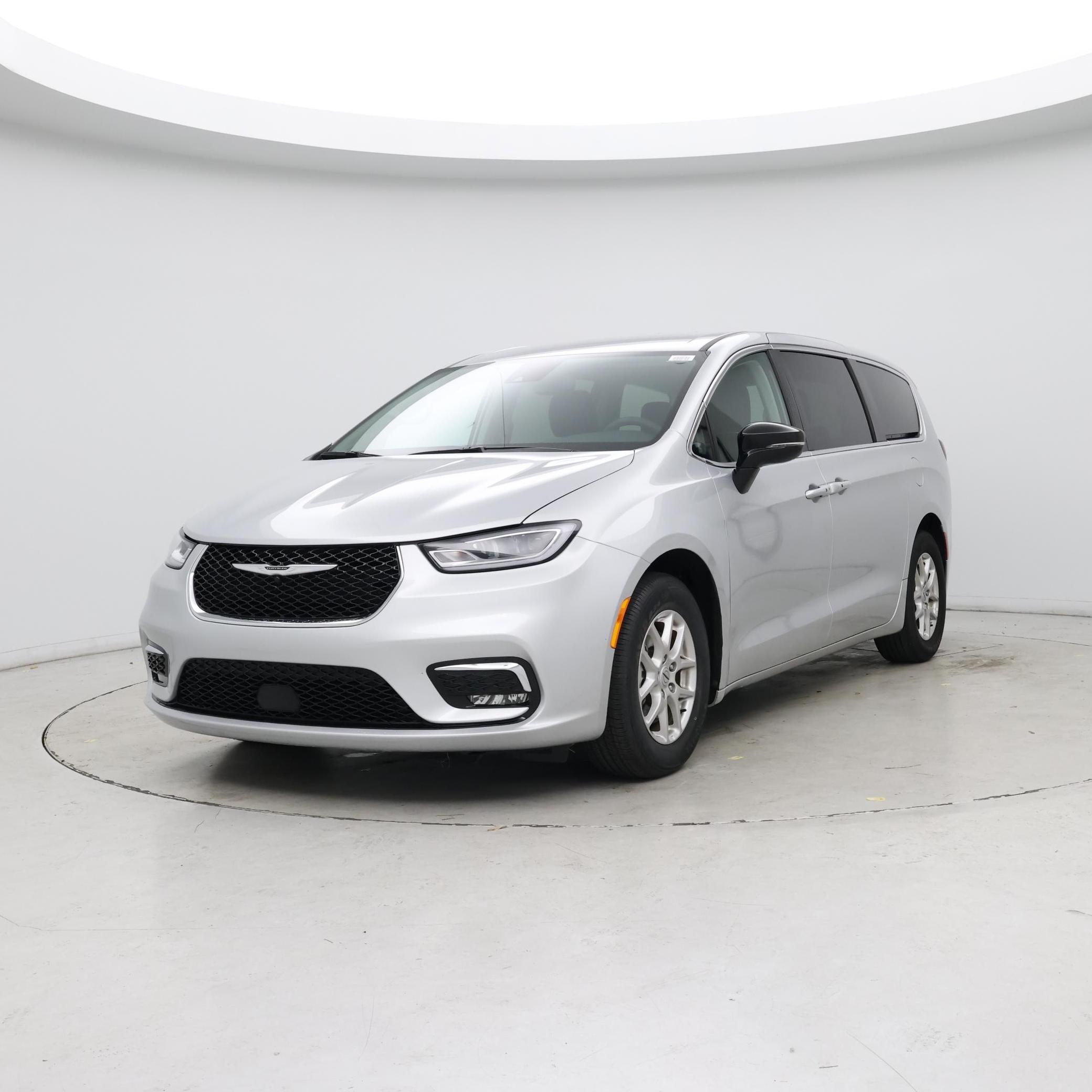 Thumbnail: 2024 Chrysler Pacifica - 4