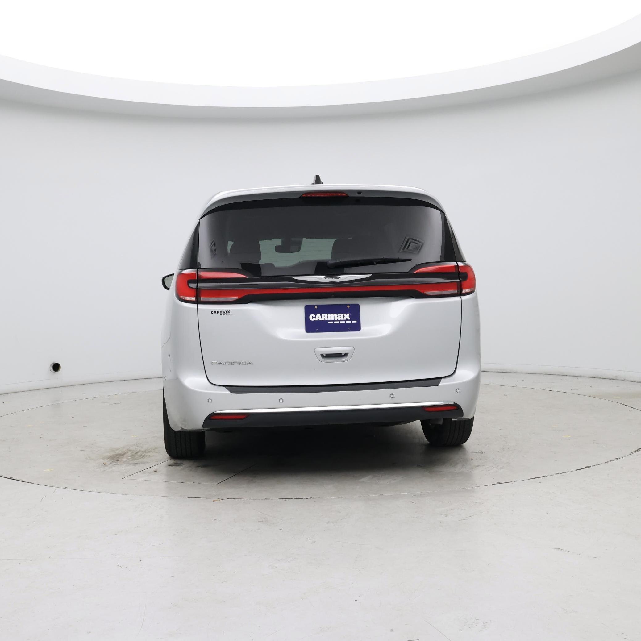 Thumbnail: 2024 Chrysler Pacifica - 6