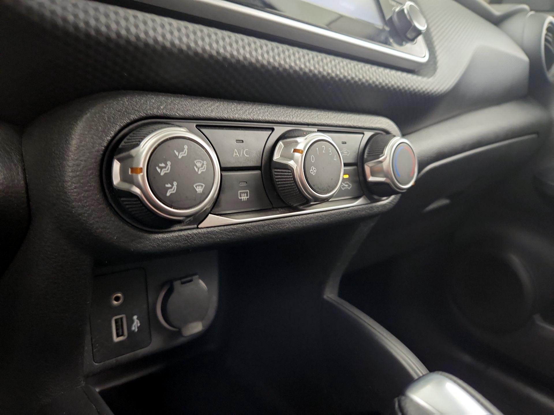 Thumbnail: 2021 Nissan Kicks - 14