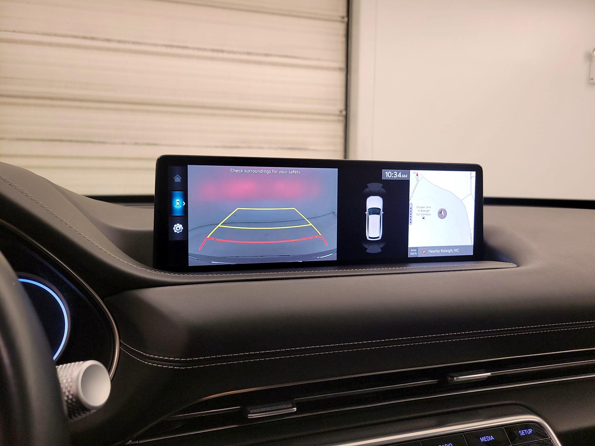 Thumbnail: 2024 Genesis GV80 - 14