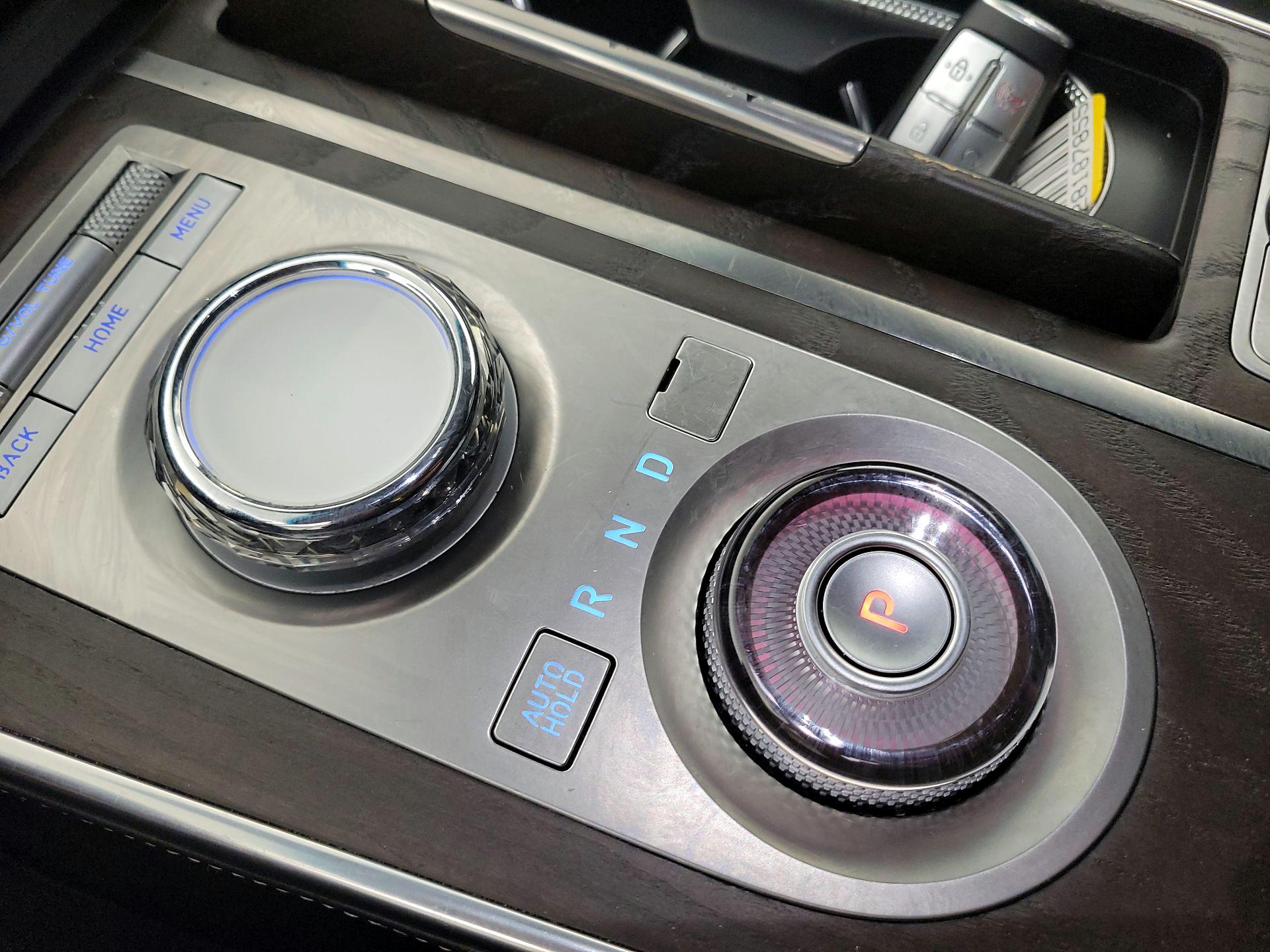 Thumbnail: 2024 Genesis GV80 - 17