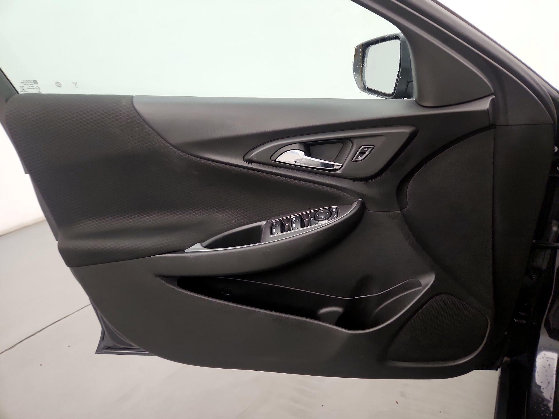 Thumbnail: 2023 Chevrolet Malibu - 12