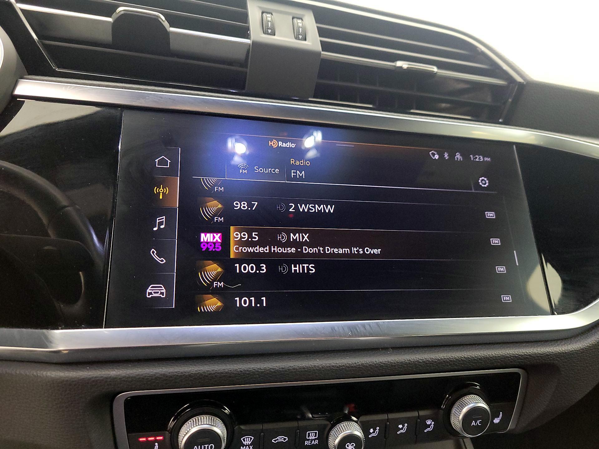 Thumbnail: 2024 Audi Q3 - 15