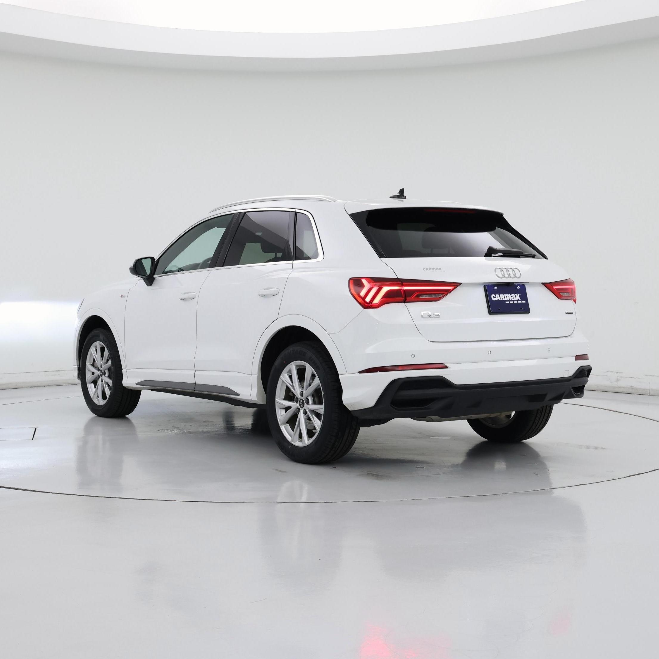 Thumbnail: 2024 Audi Q3 - 2