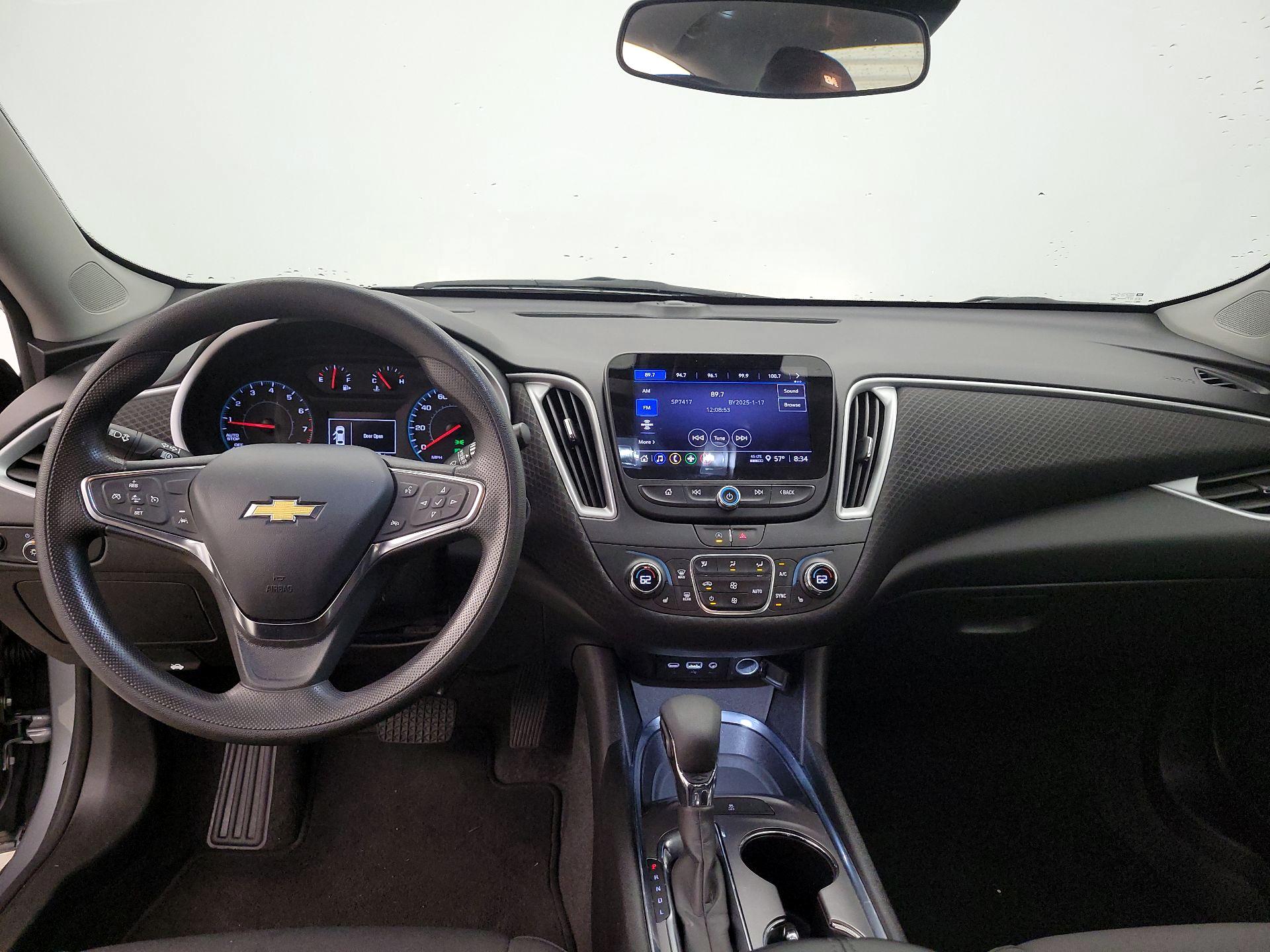 Thumbnail: 2023 Chevrolet Malibu - 9