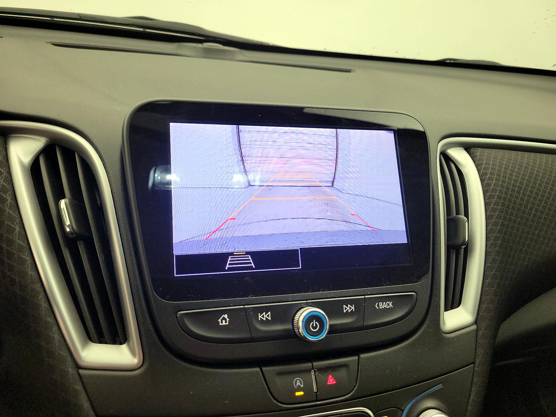 Thumbnail: 2023 Chevrolet Malibu - 14