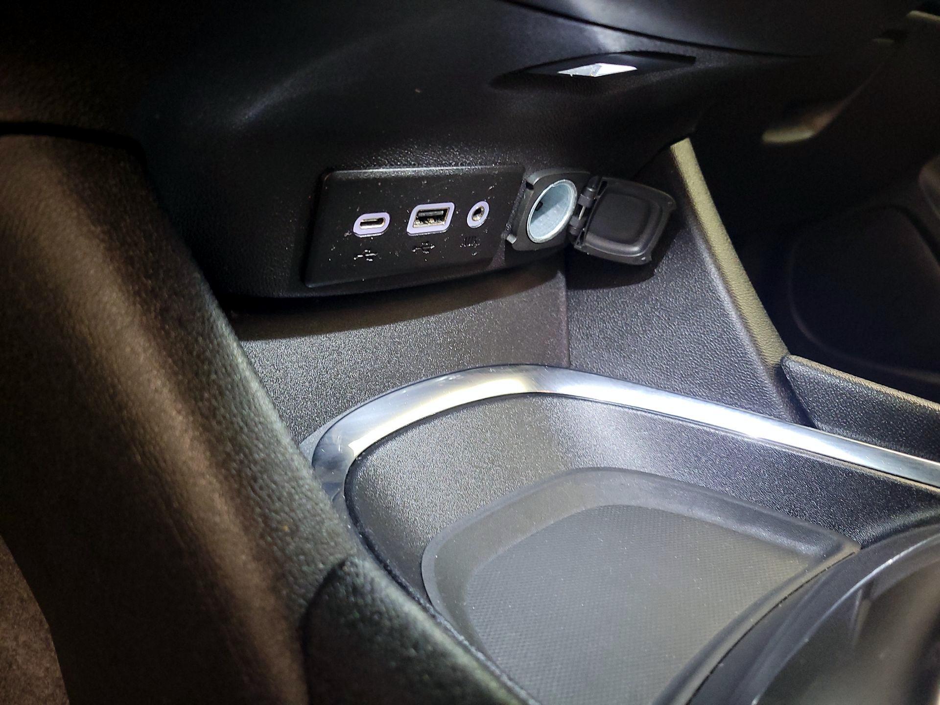 Thumbnail: 2023 Chevrolet Malibu - 18