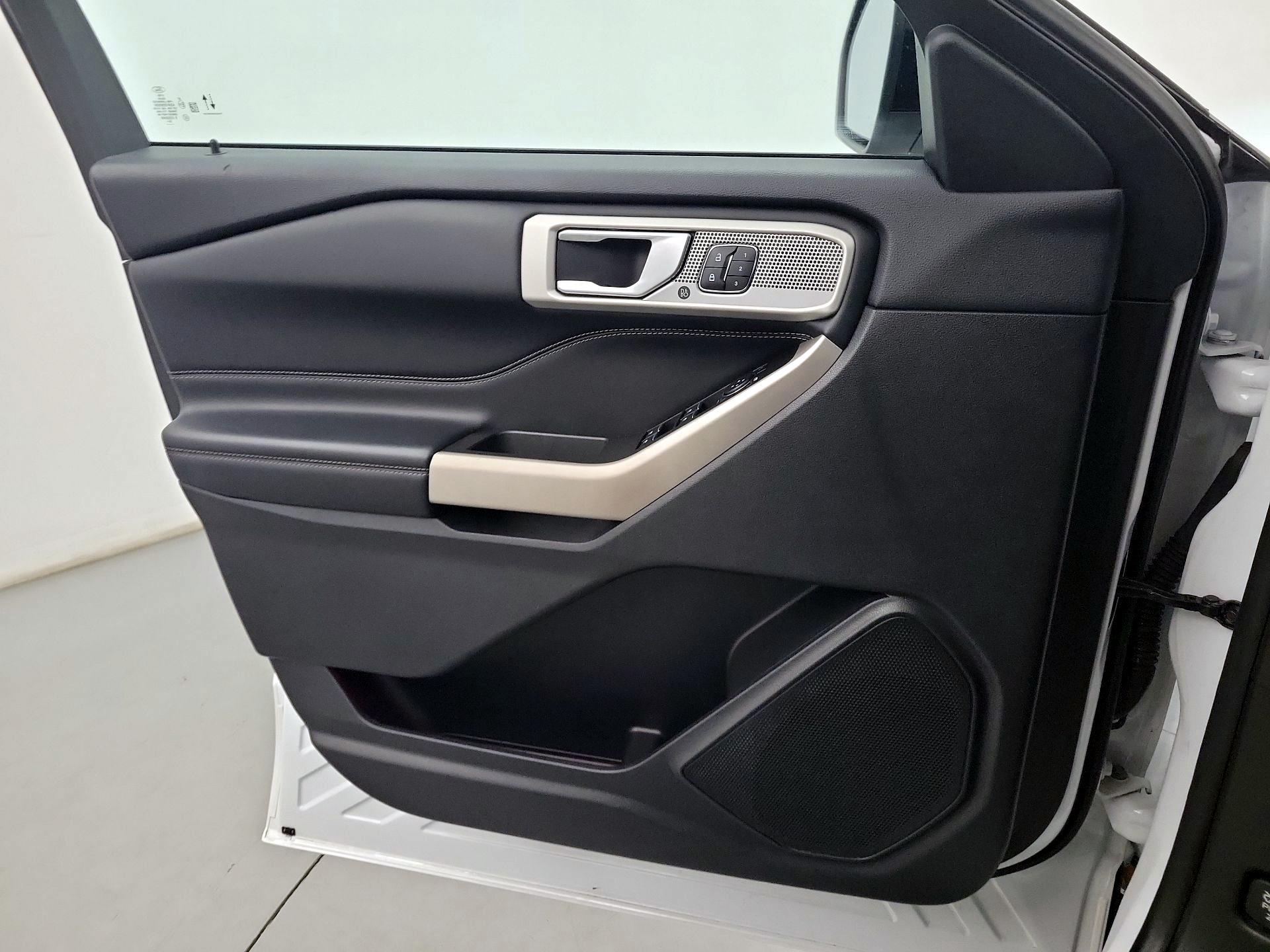 Thumbnail: 2023 Ford Explorer - 10