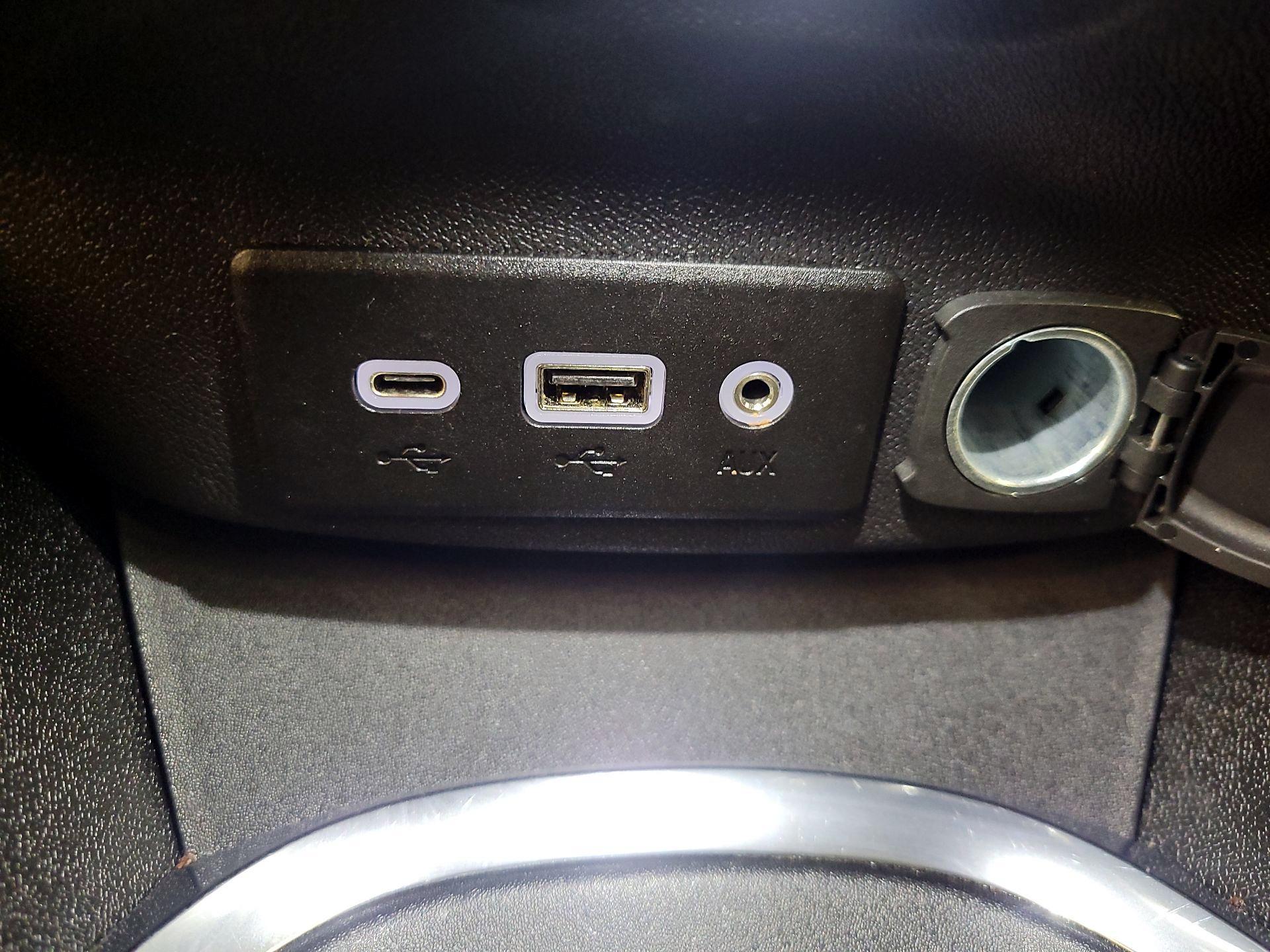 Thumbnail: 2024 Chevrolet Malibu - 18