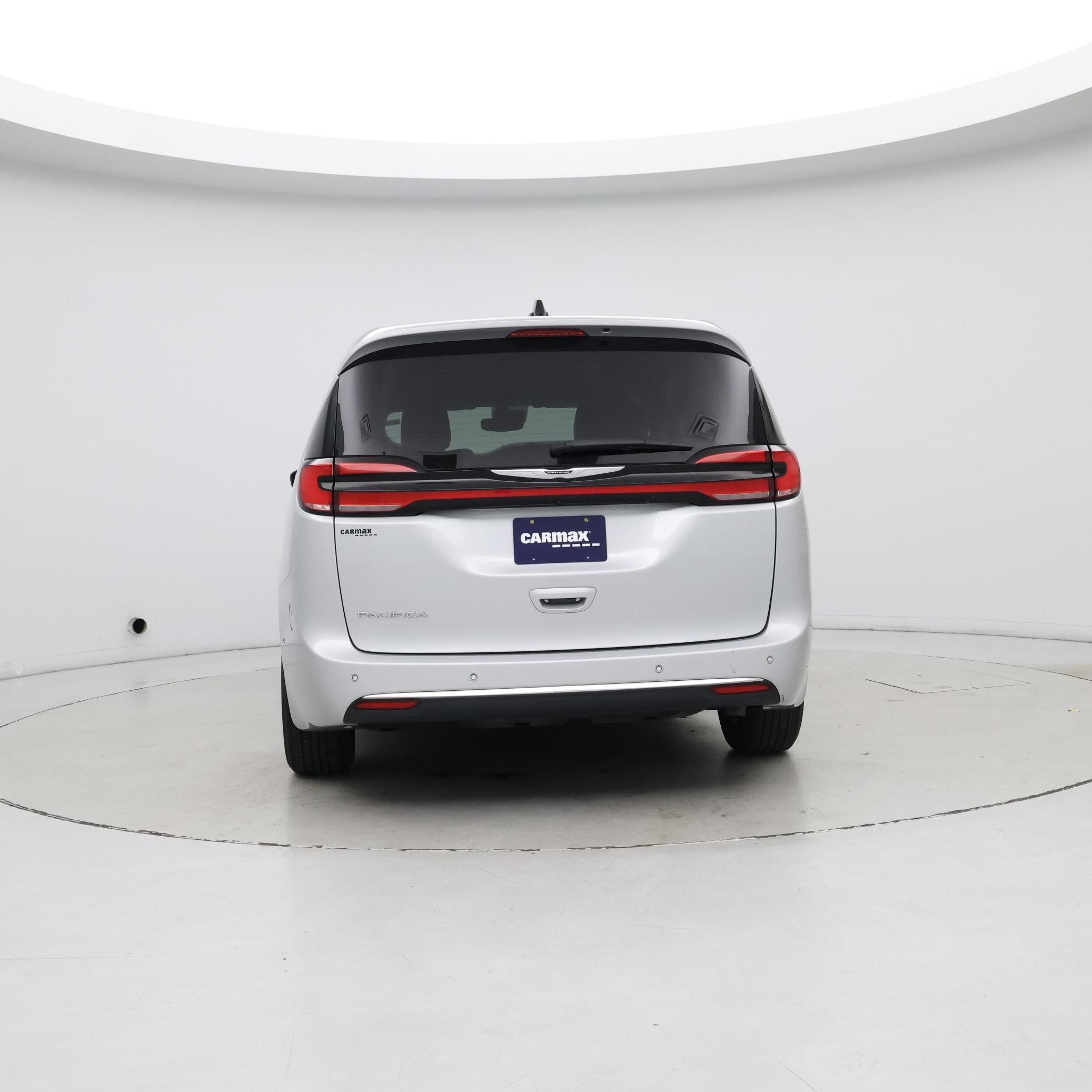 Thumbnail: 2024 Chrysler Pacifica - 6