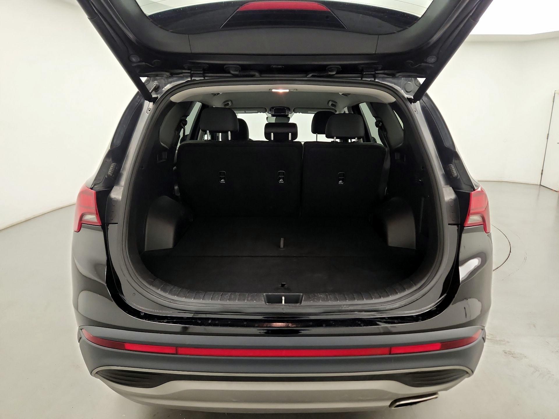 Thumbnail: 2023 Hyundai Santa Fe - 19